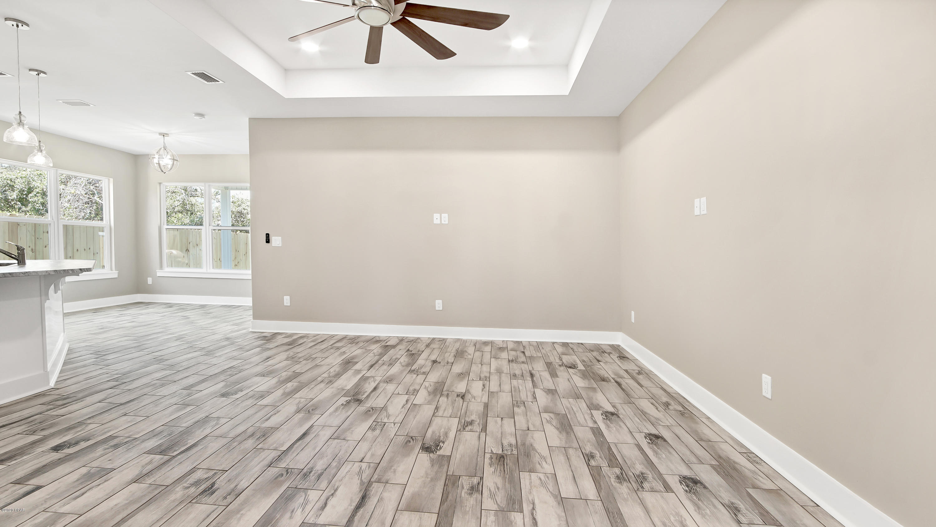 Hutchison's 1st To Bahama Bch - Residential