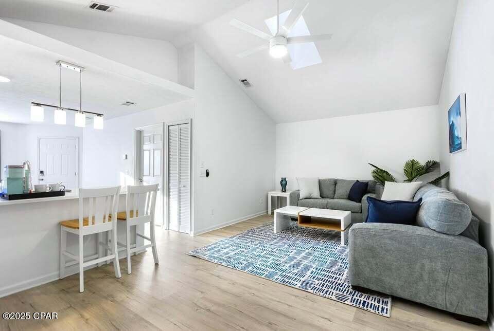 [No Recorded Subdiv] - Residential Lease