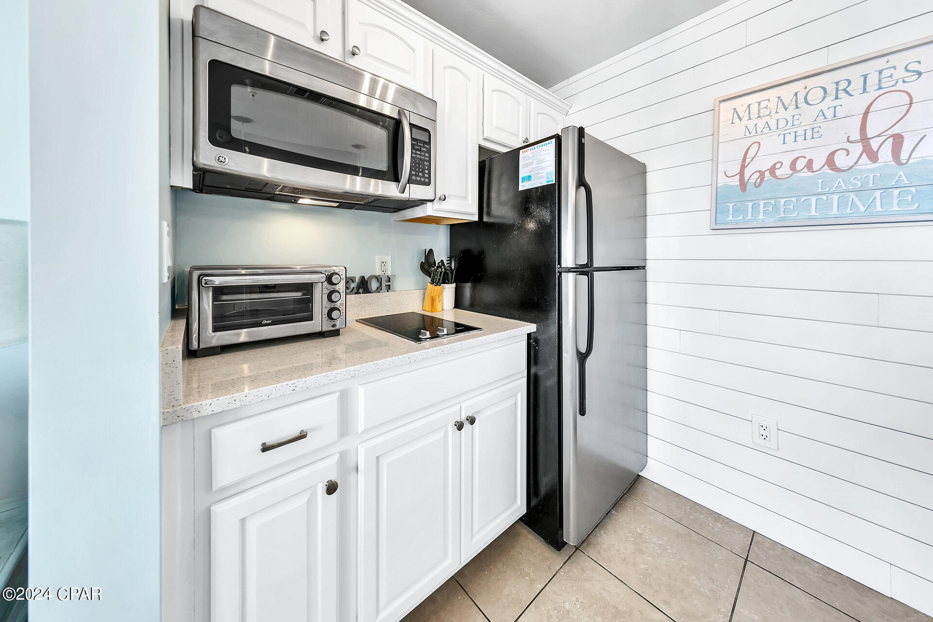 Carillon Beach Inn - Residential