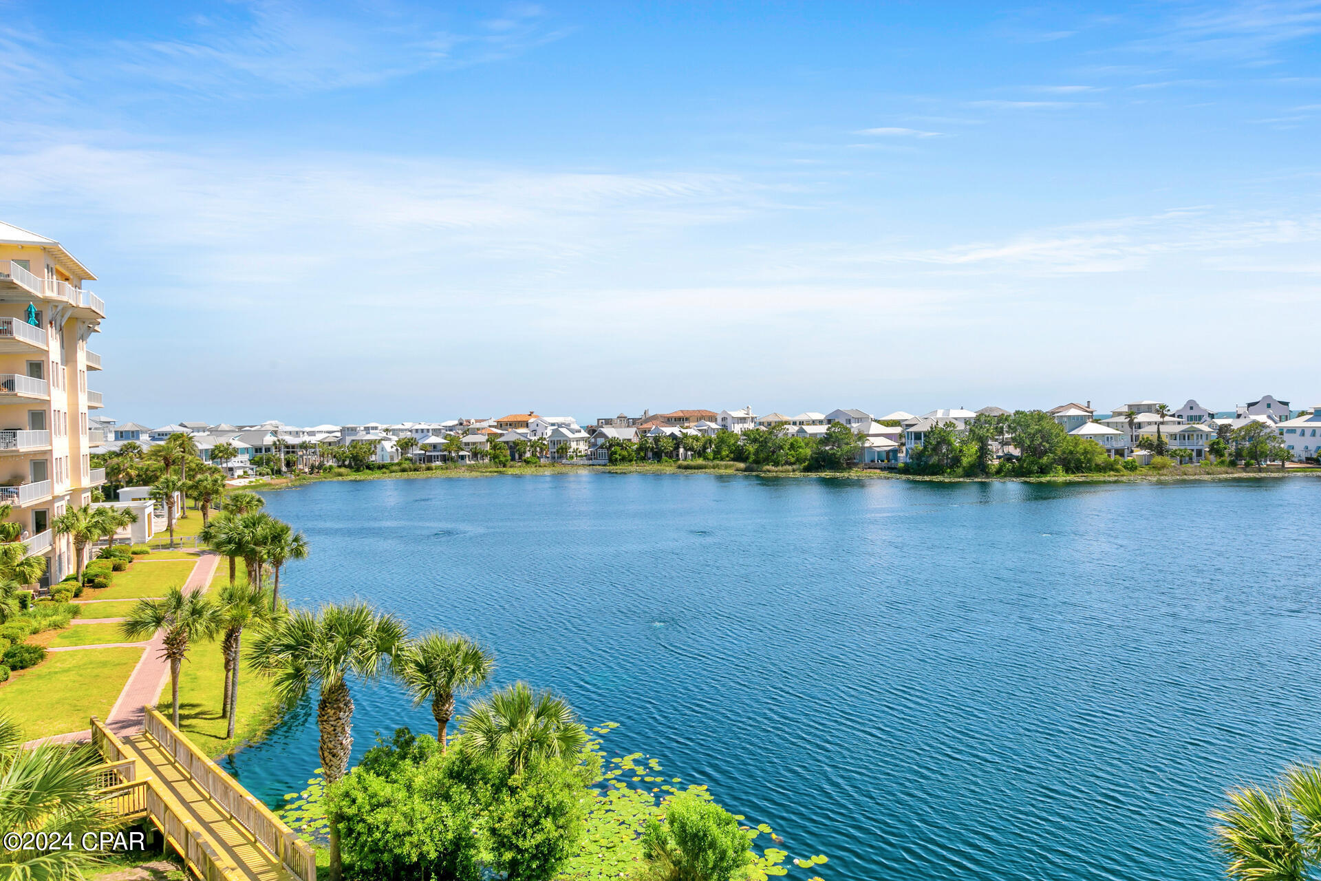 Carillon Beach Inn - Residential
