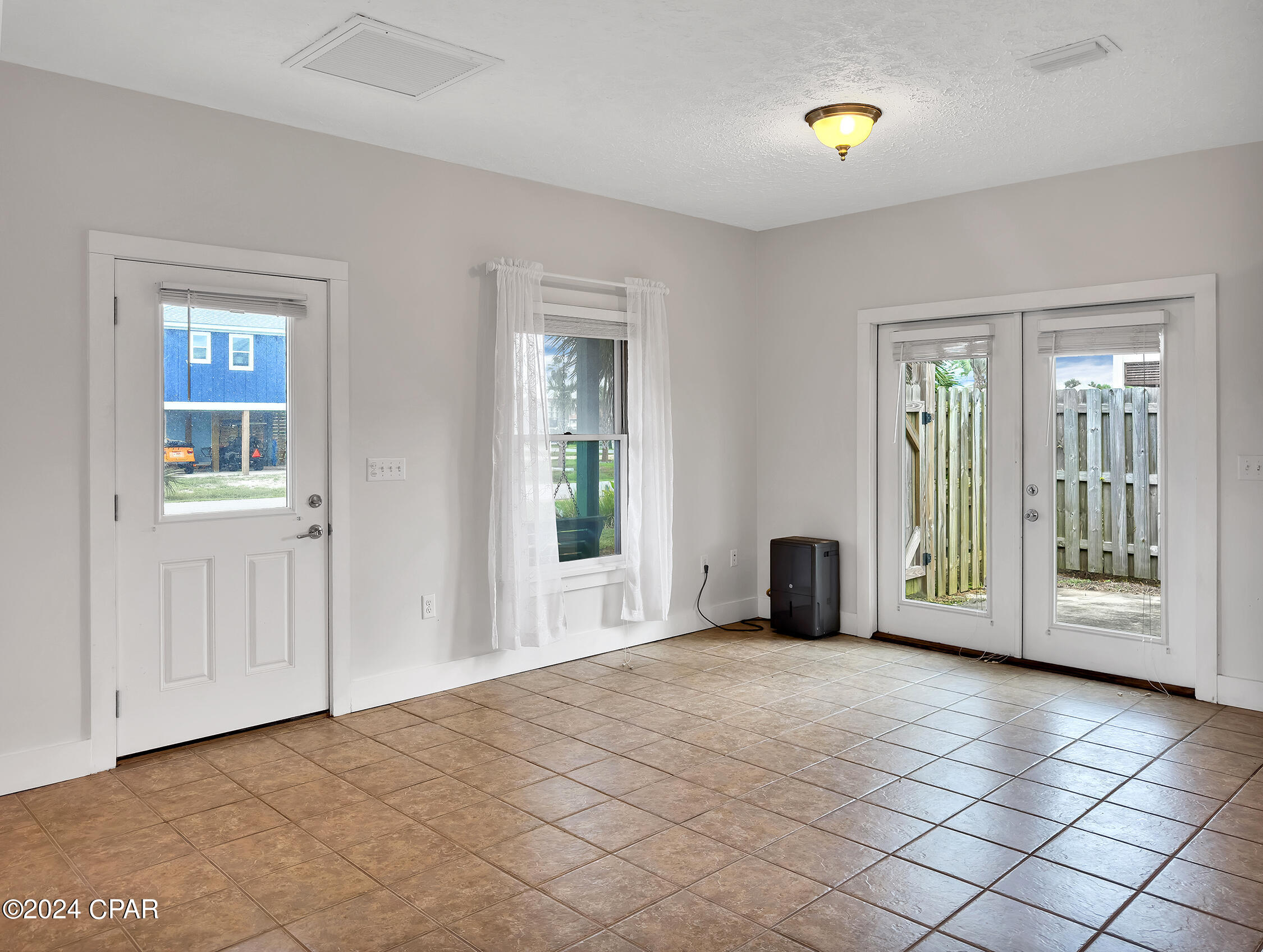 Grand Isle S-Mexbch 15 - Residential