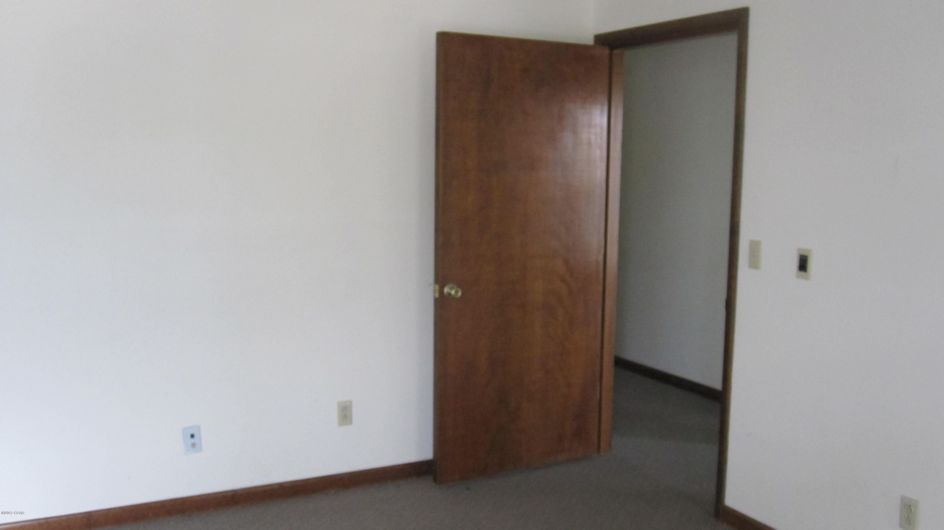 [No Recorded Subdiv] - Commercial Sale