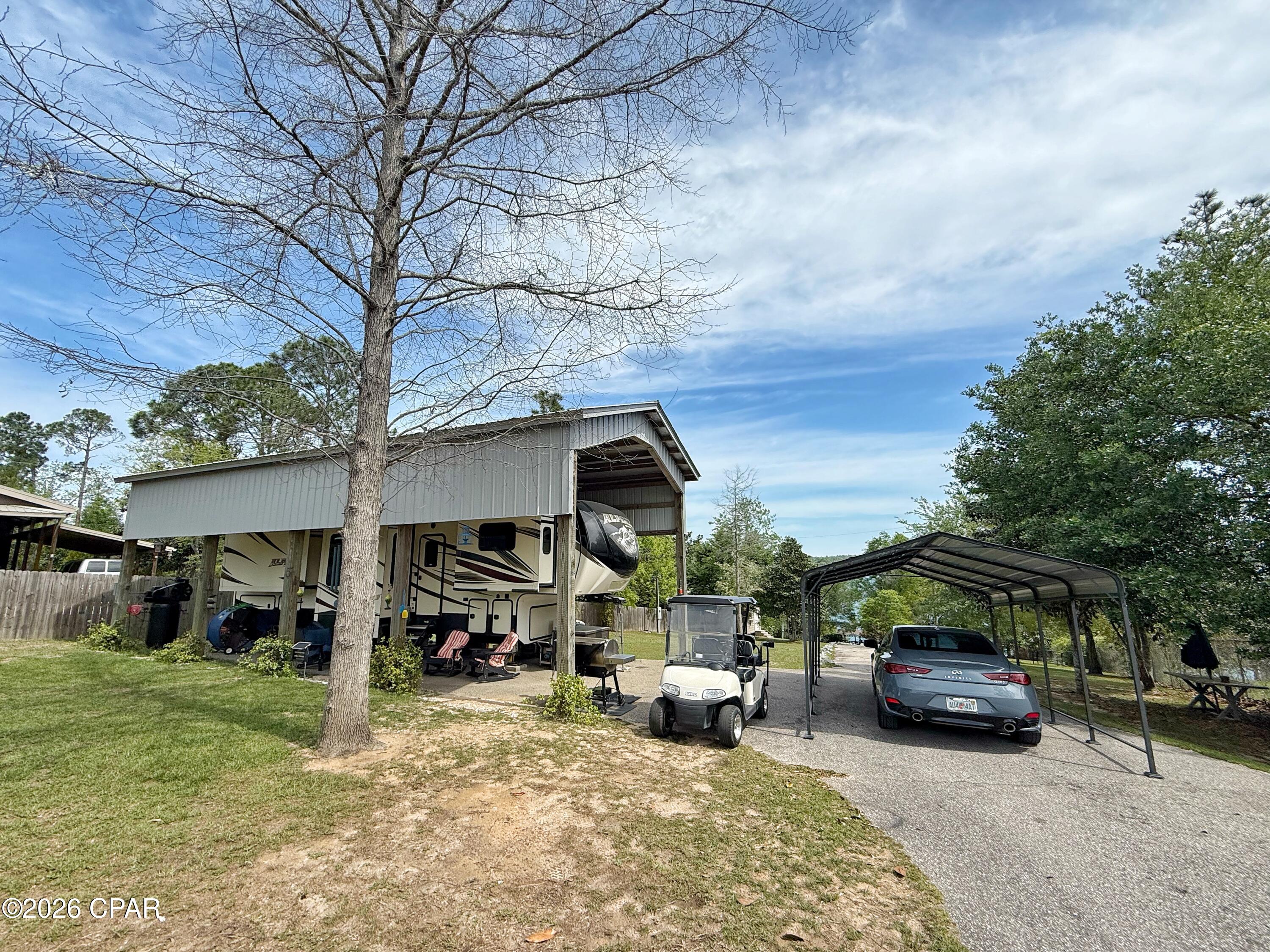 Shortline Lake Est - Land