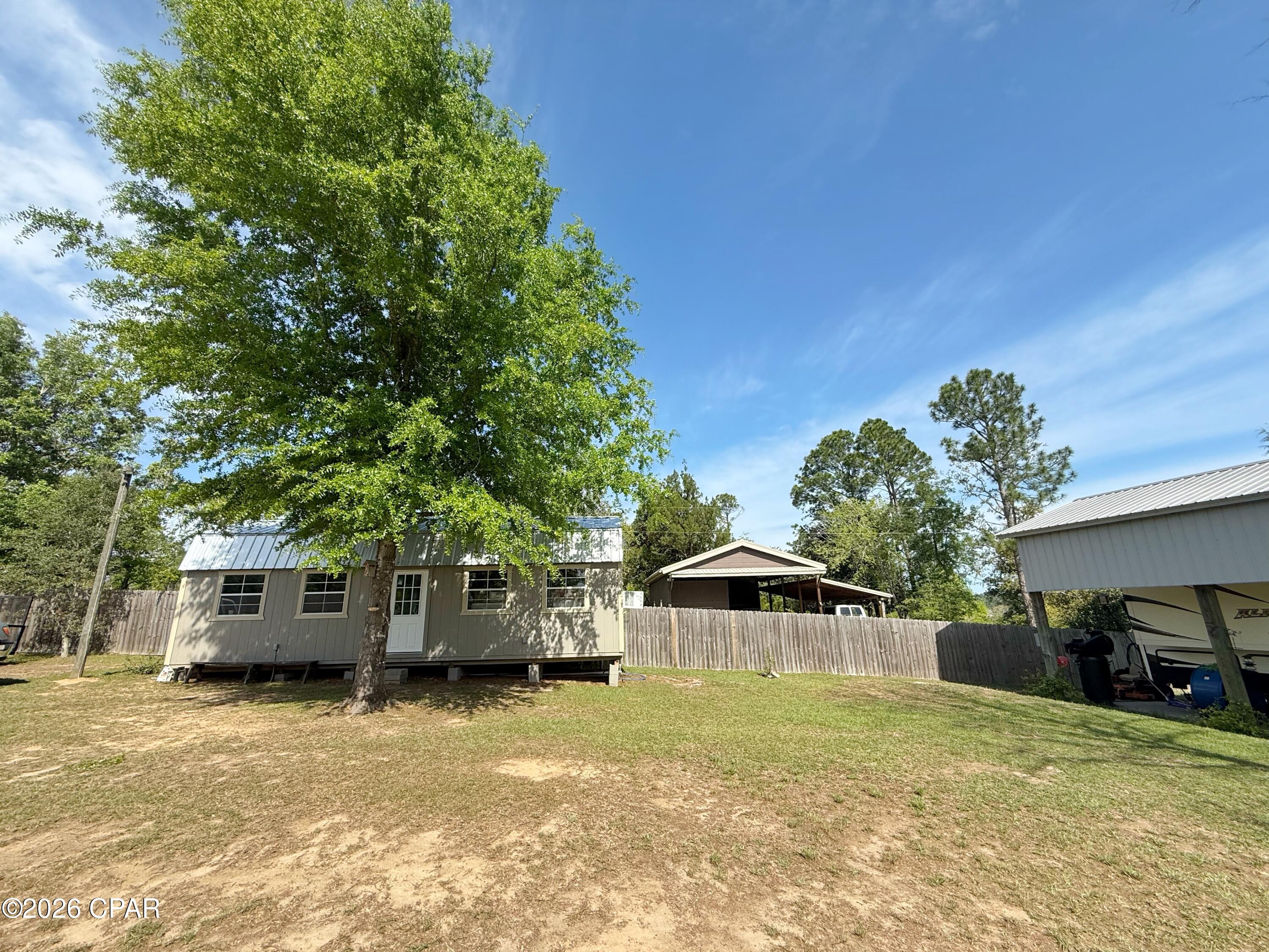 Shortline Lake Est - Land