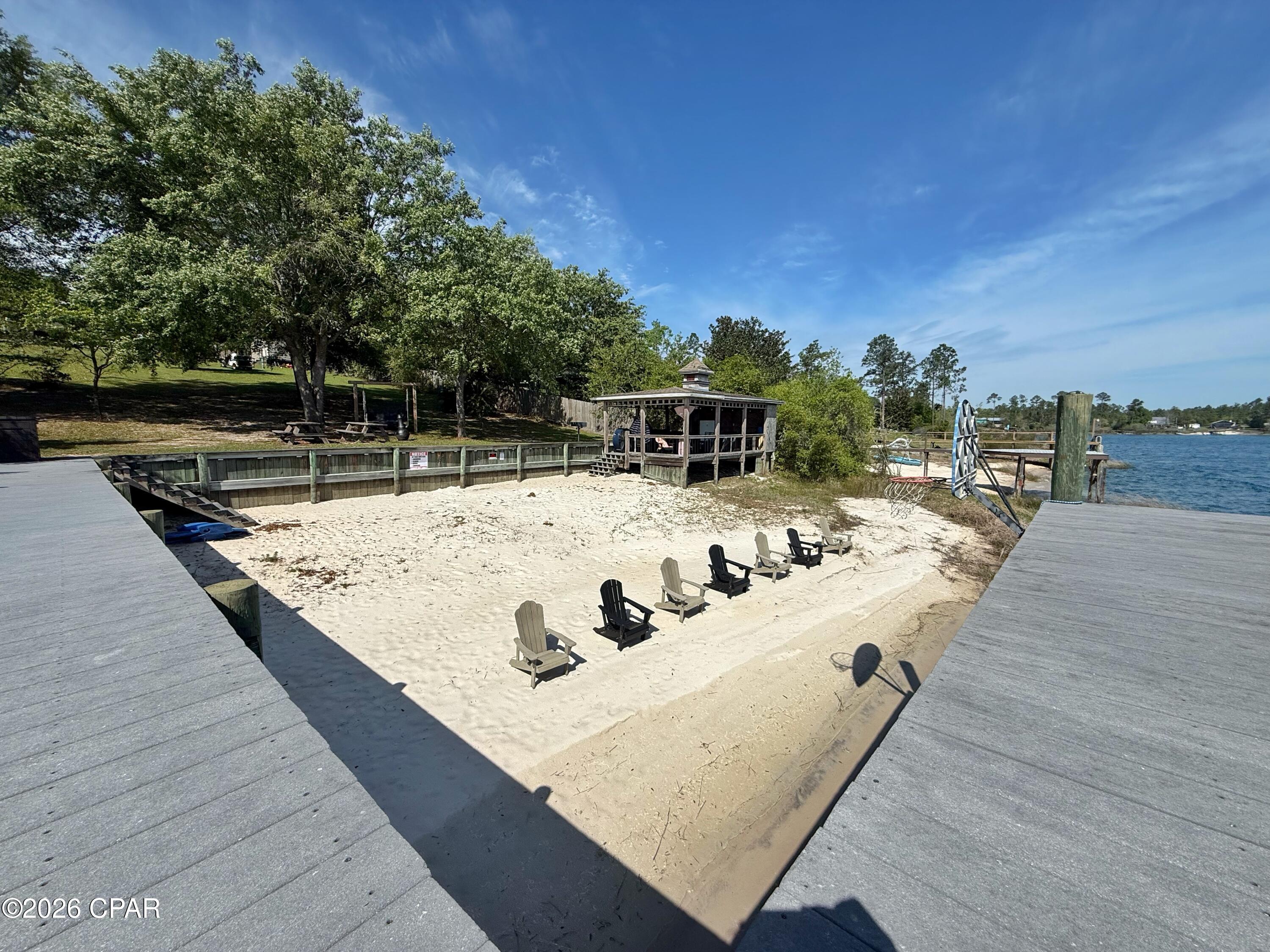 Shortline Lake Est - Land