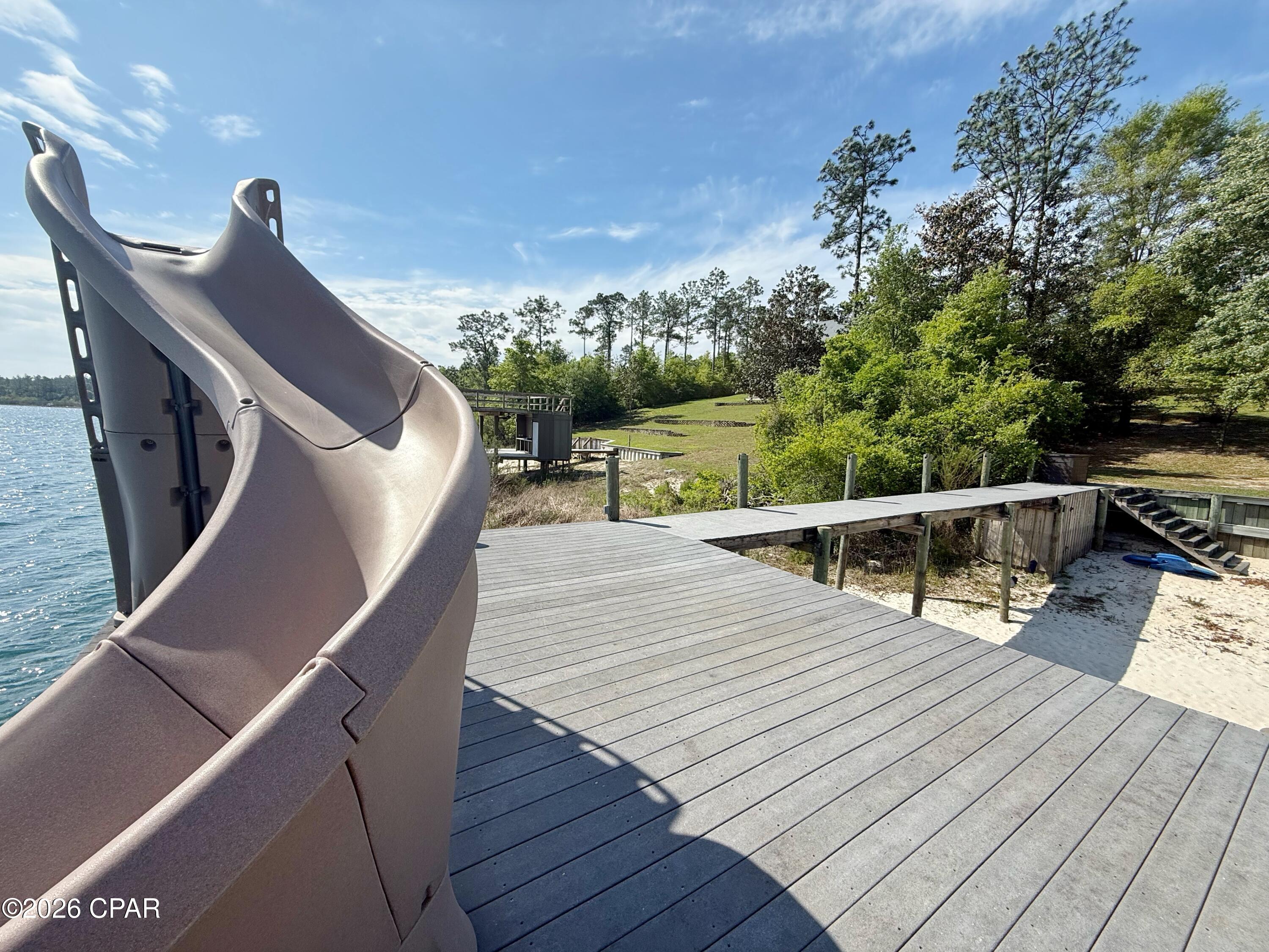 Shortline Lake Est - Land