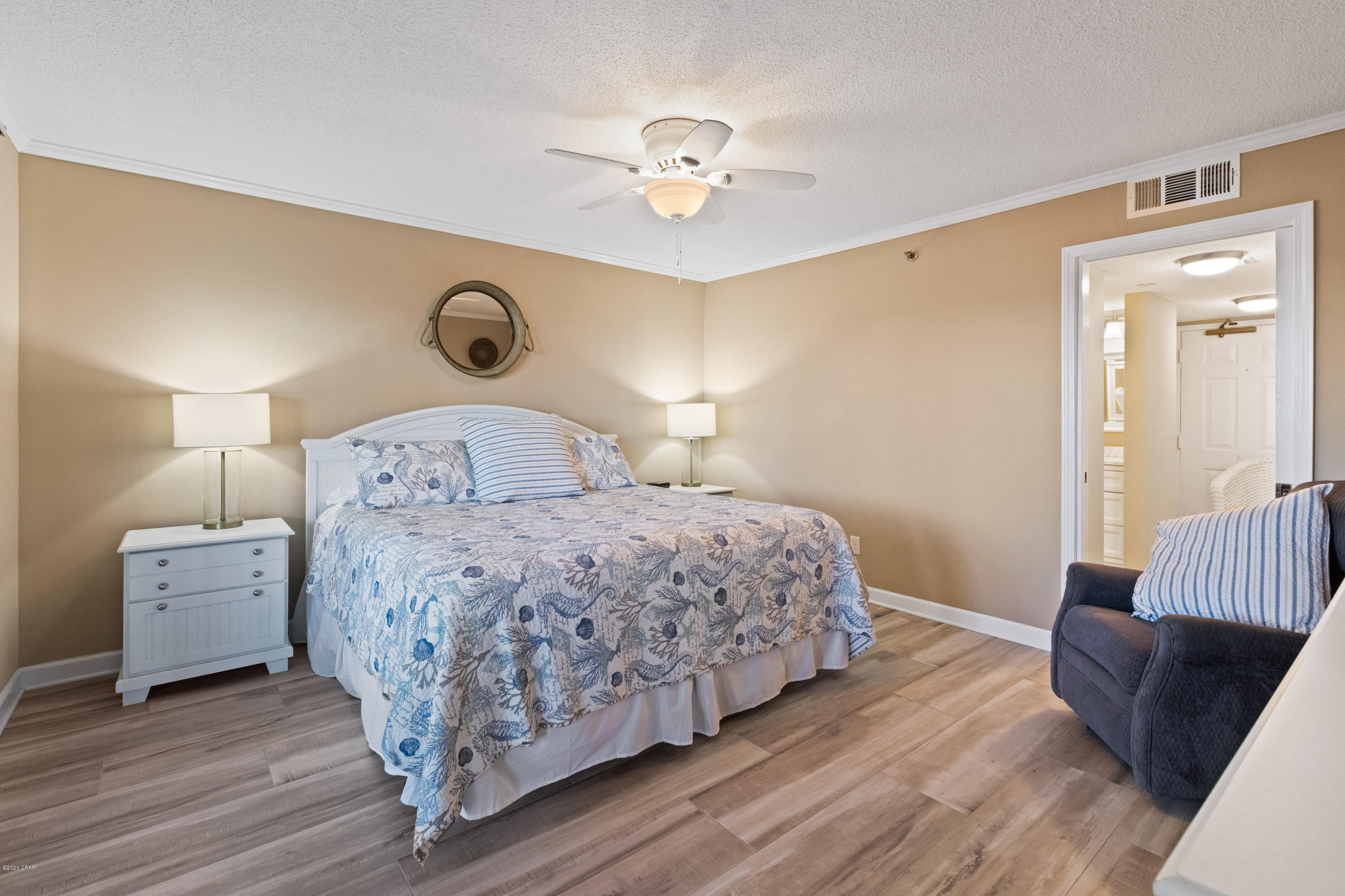 The Commodore - Residential