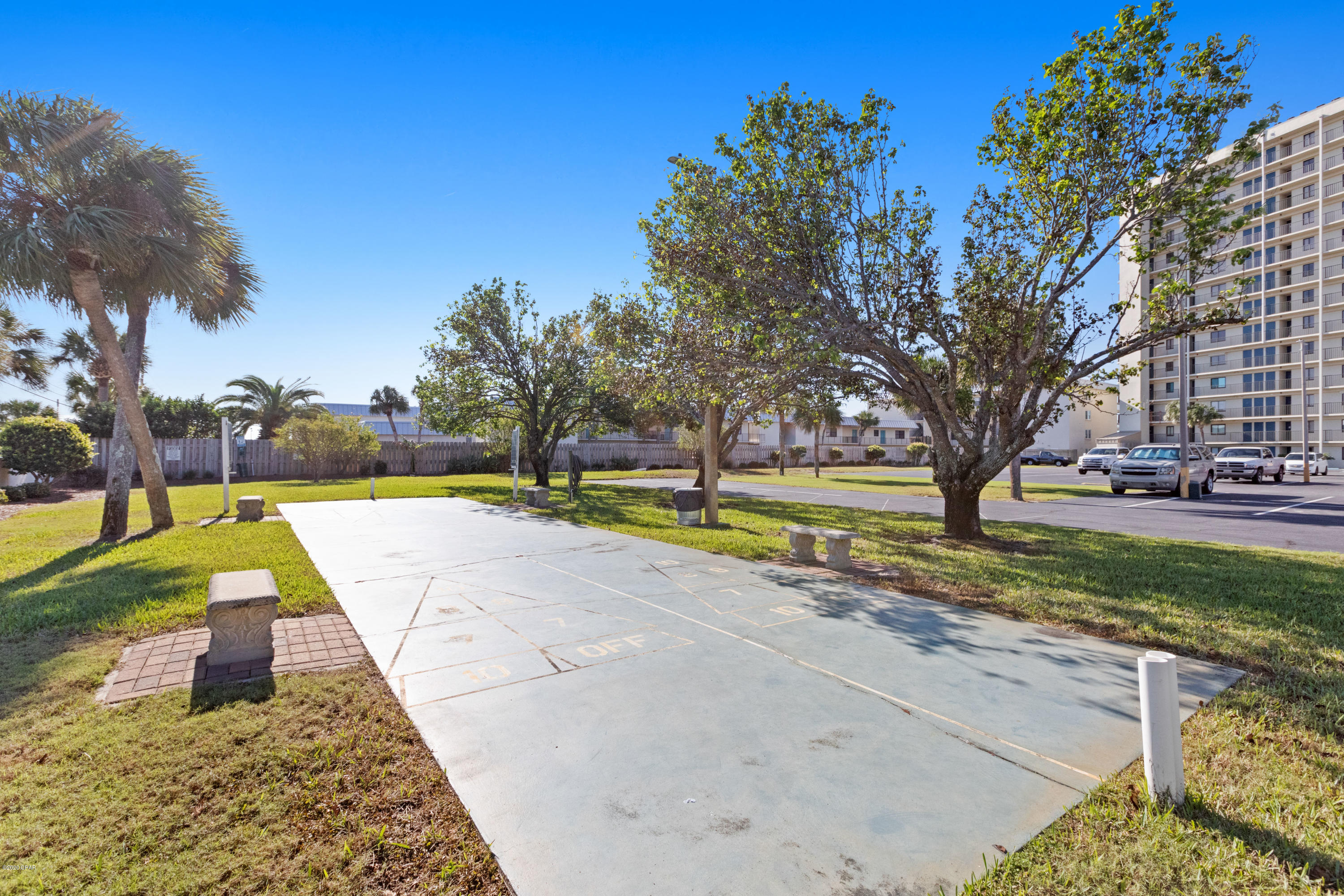 The Commodore - Residential