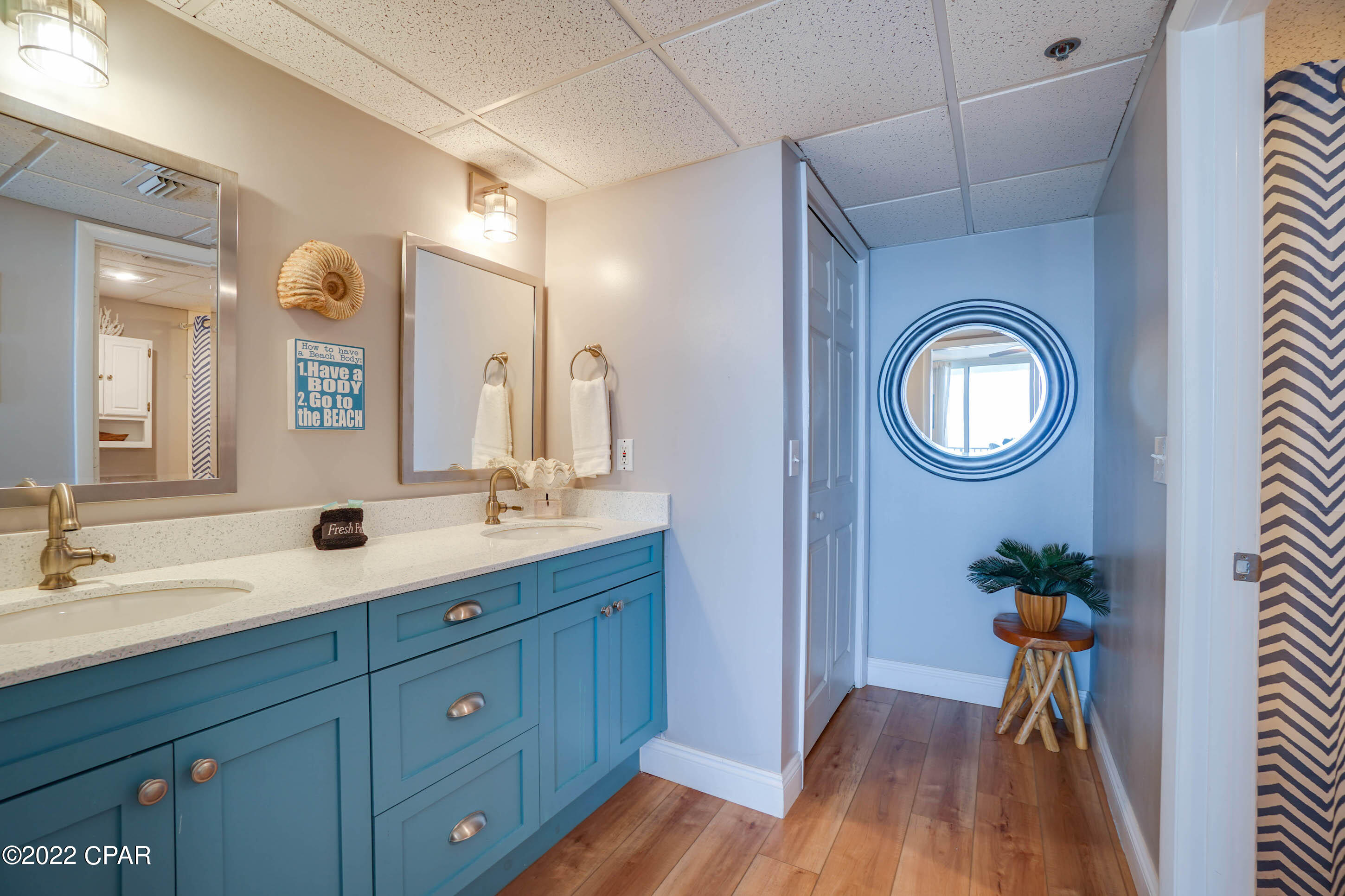 Long Beach Towers III - Residential