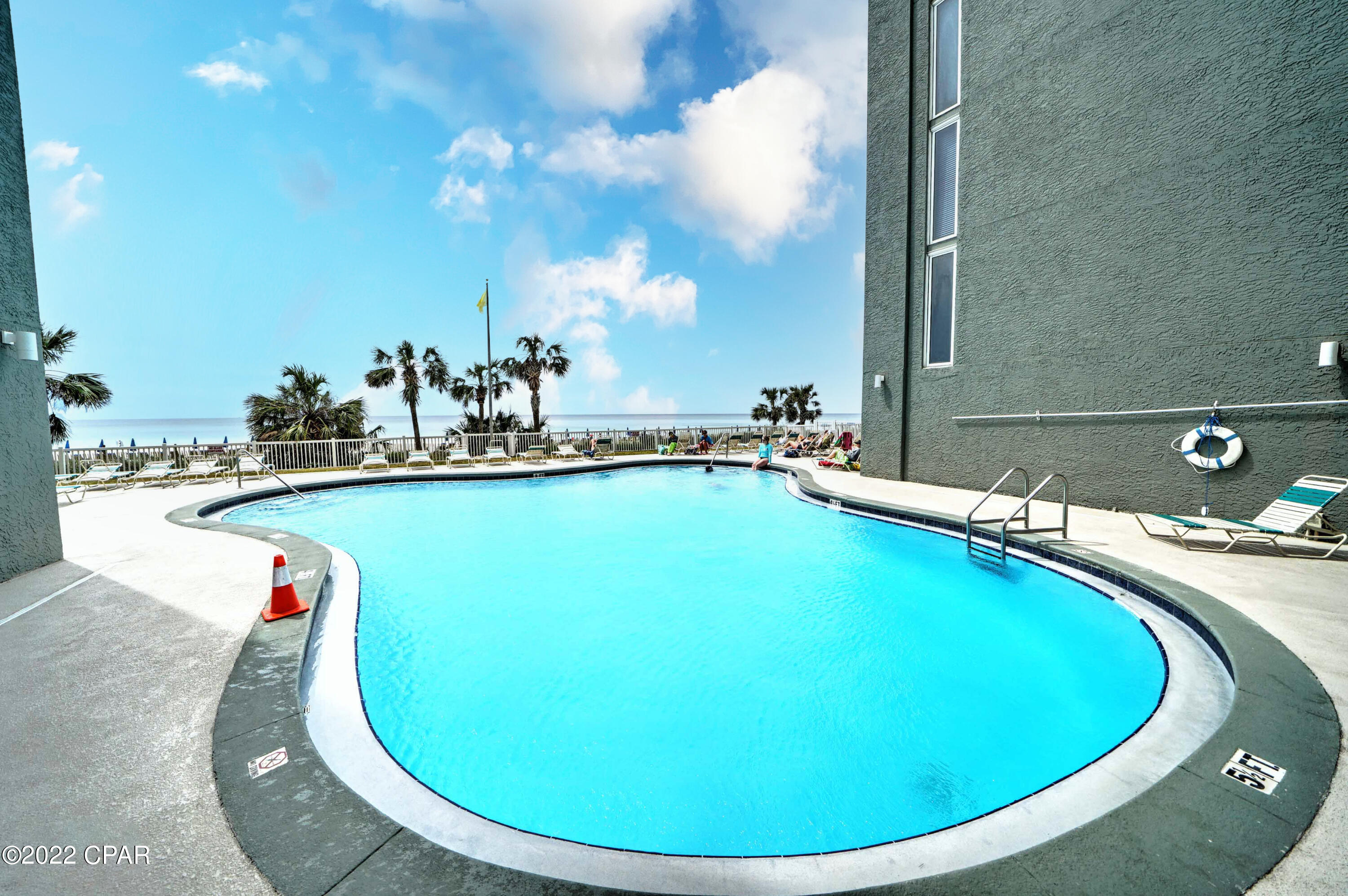 Long Beach Towers III - Residential