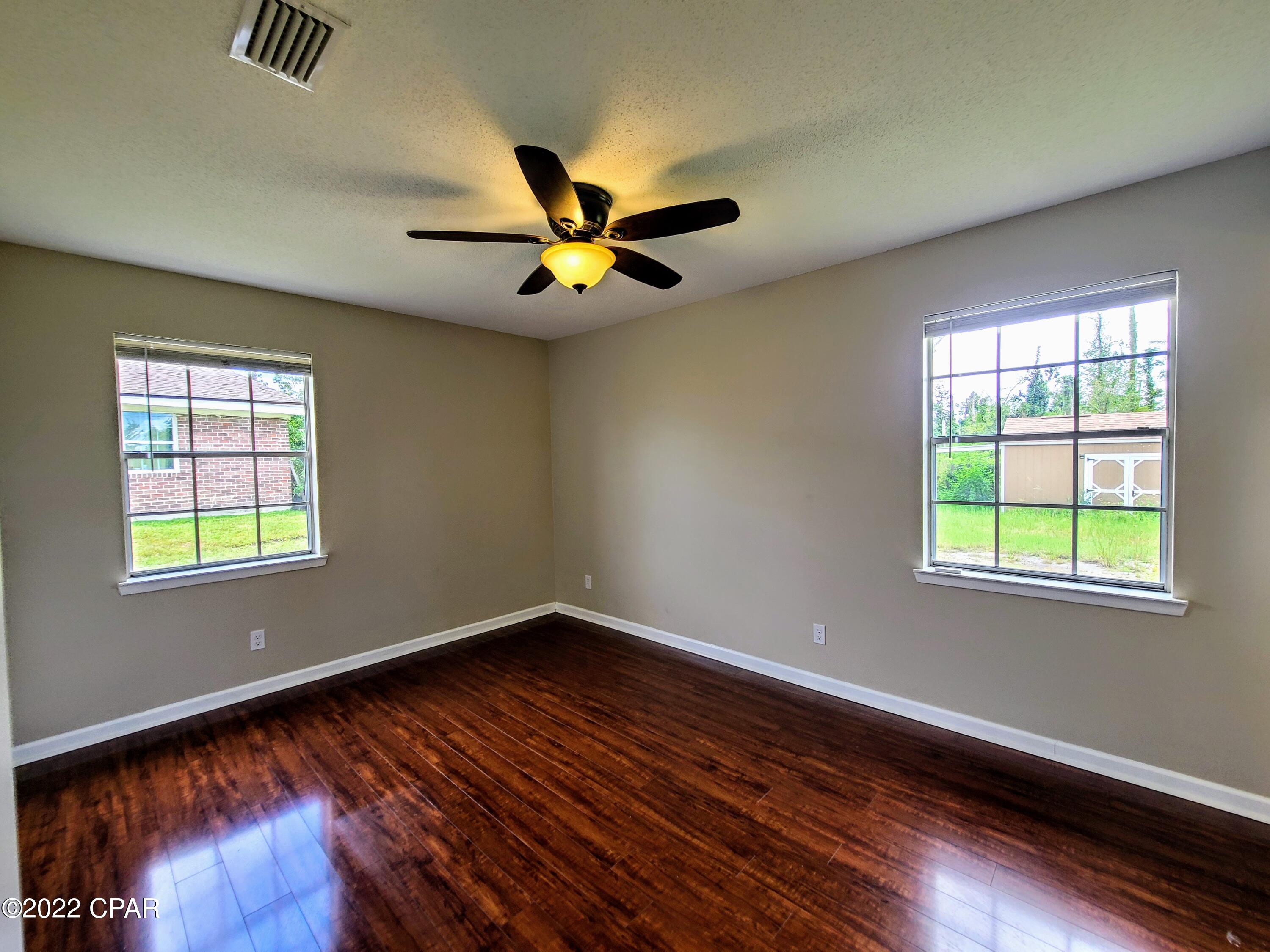 Towne & Country Lake Estates - Residential