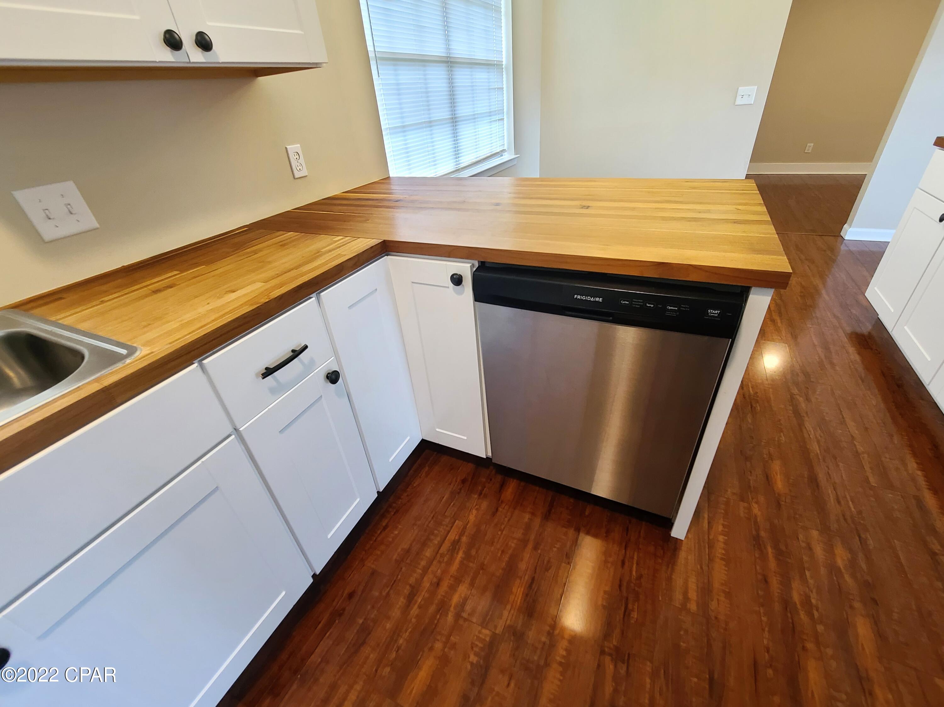 Towne & Country Lake Estates - Residential