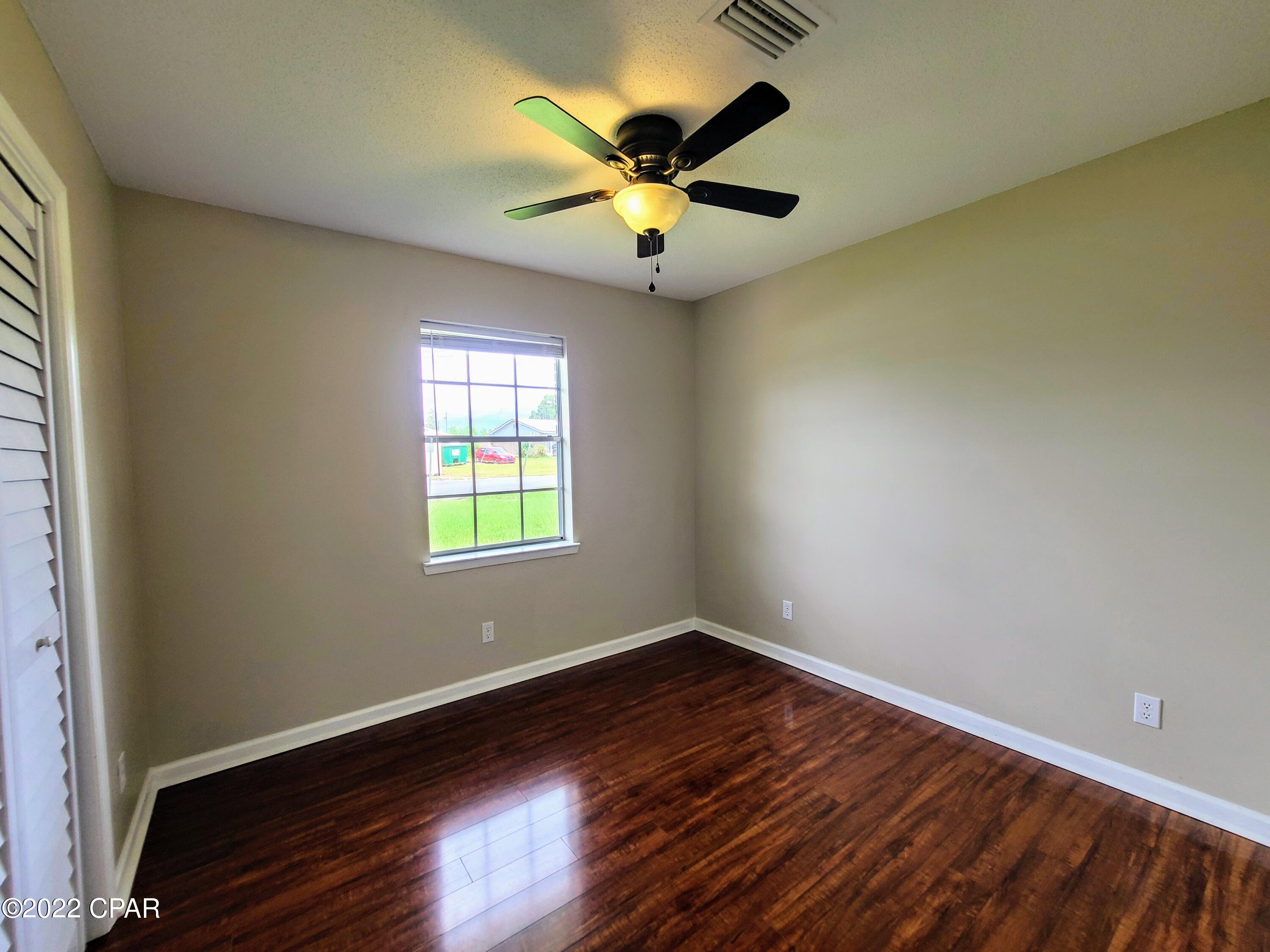 Towne & Country Lake Estates - Residential