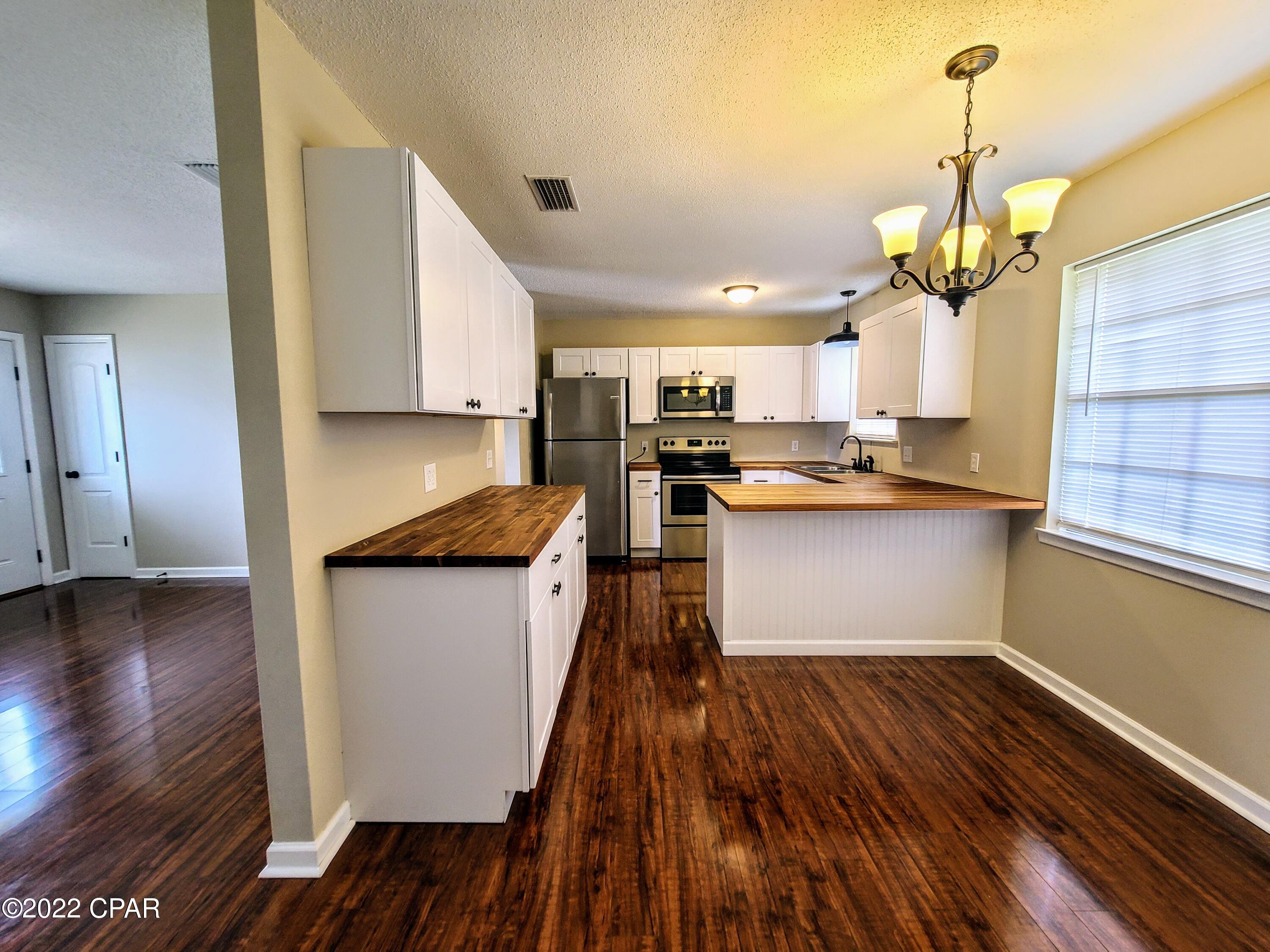 Towne & Country Lake Estates - Residential