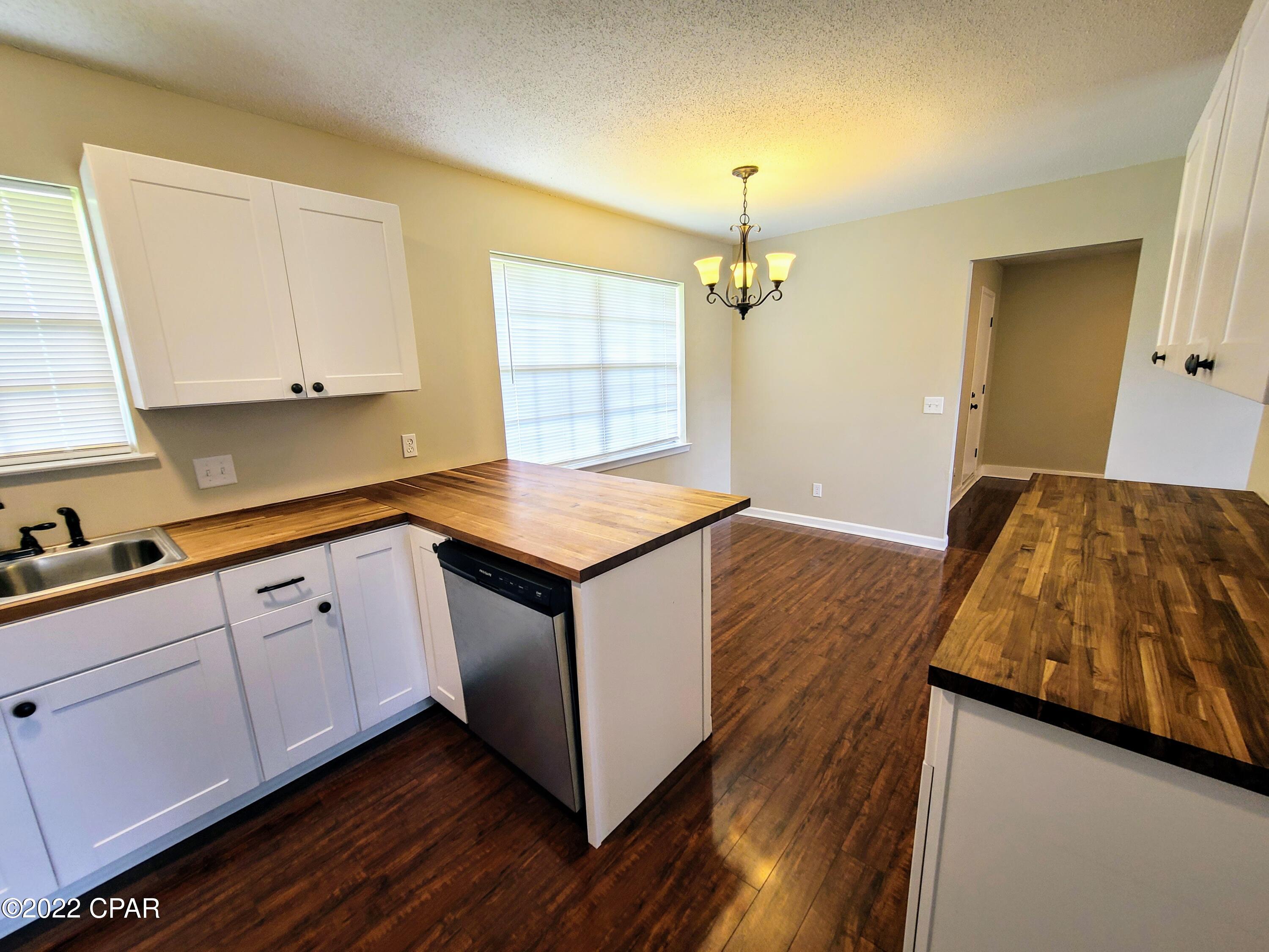 Towne & Country Lake Estates - Residential