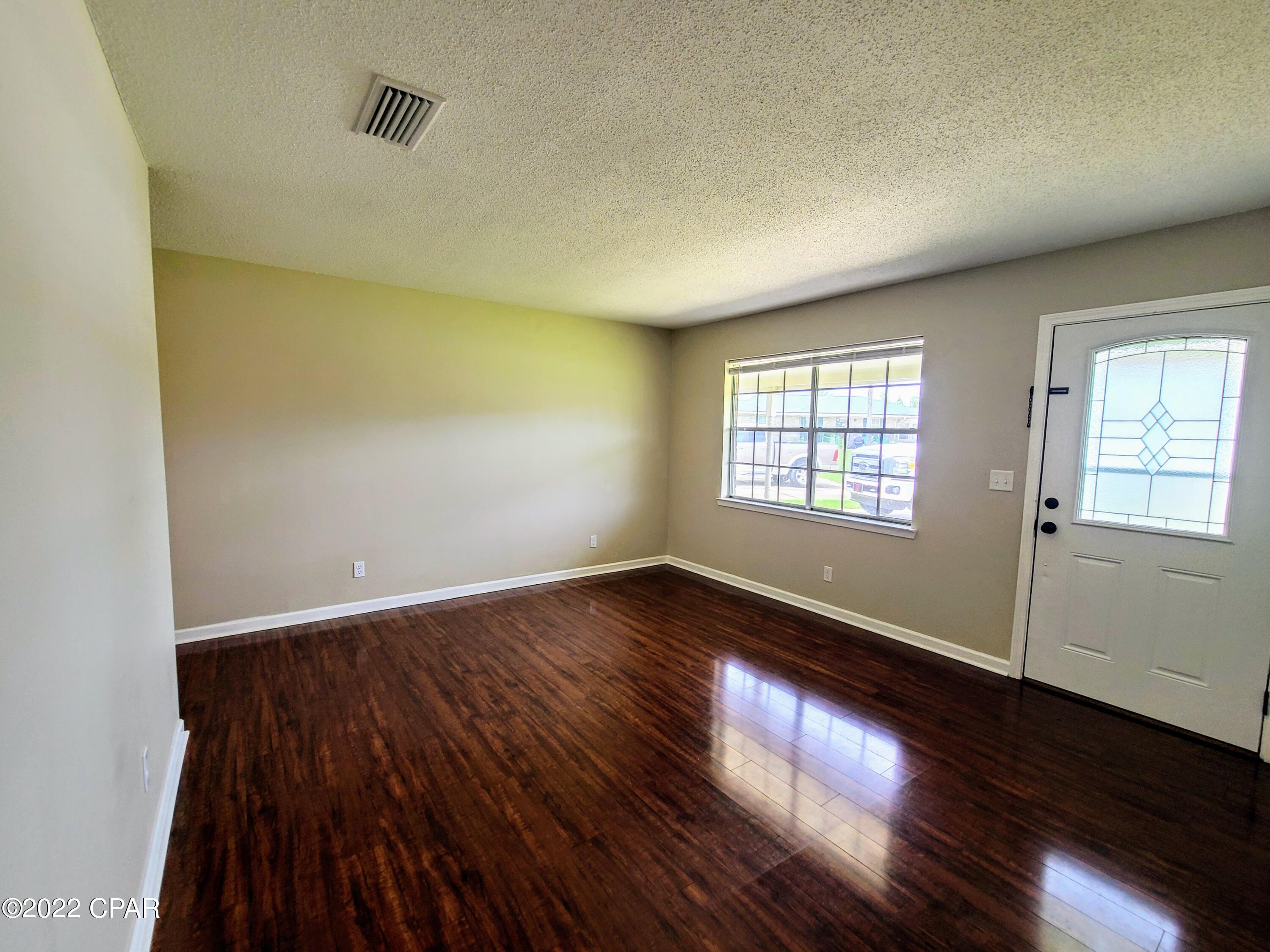 Towne & Country Lake Estates - Residential