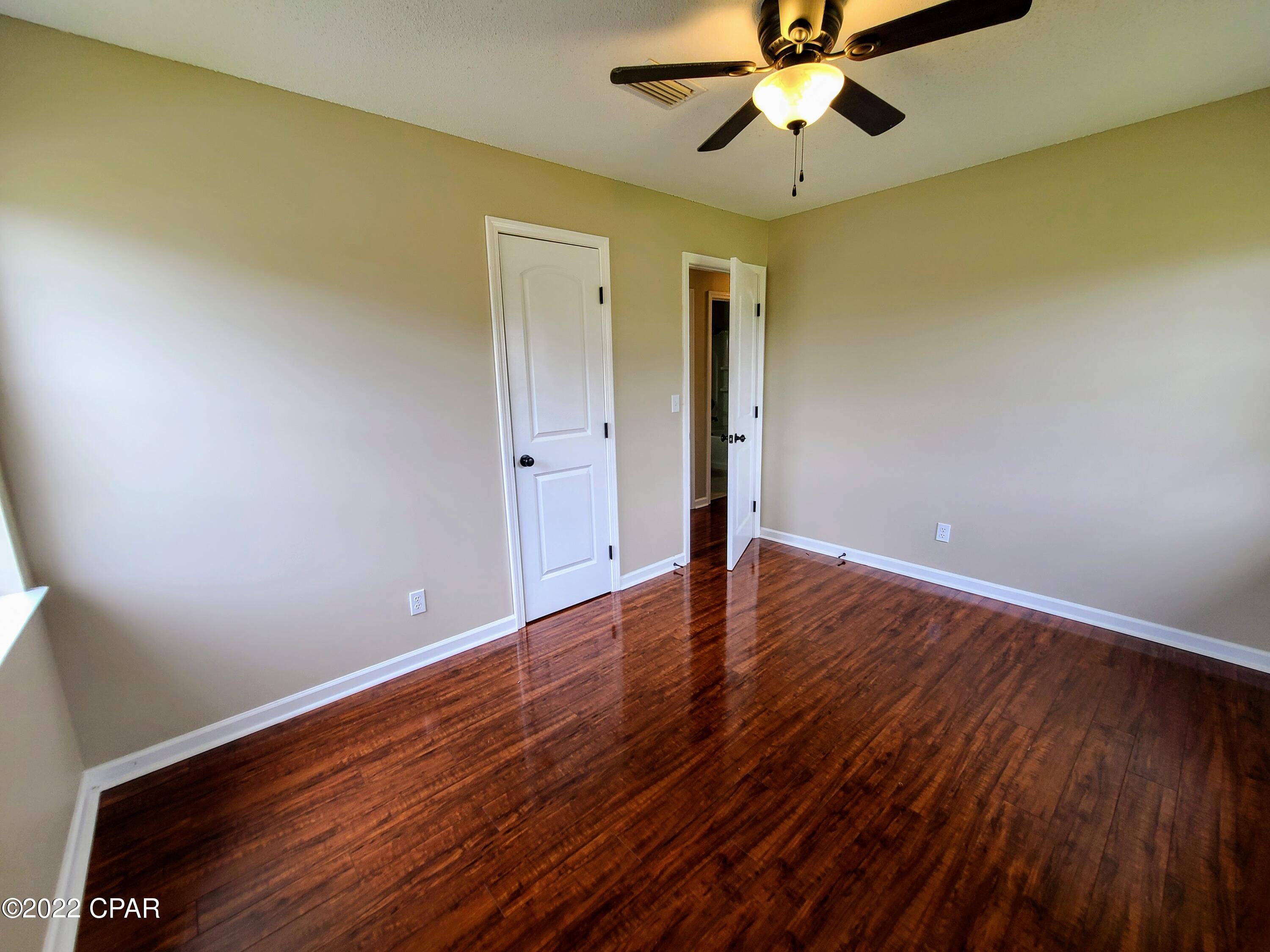 Towne & Country Lake Estates - Residential