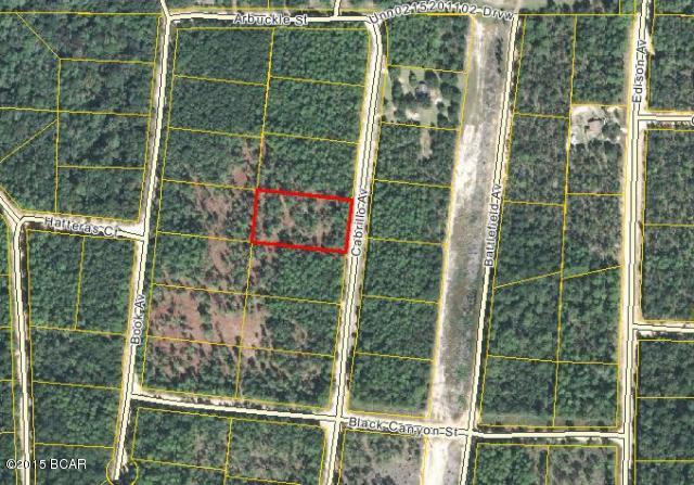 Compass Lake In The Hills - Land