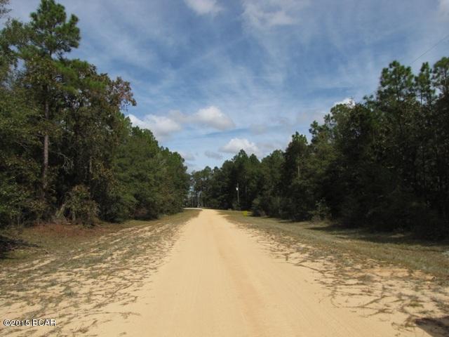 Compass Lake In The Hills - Land