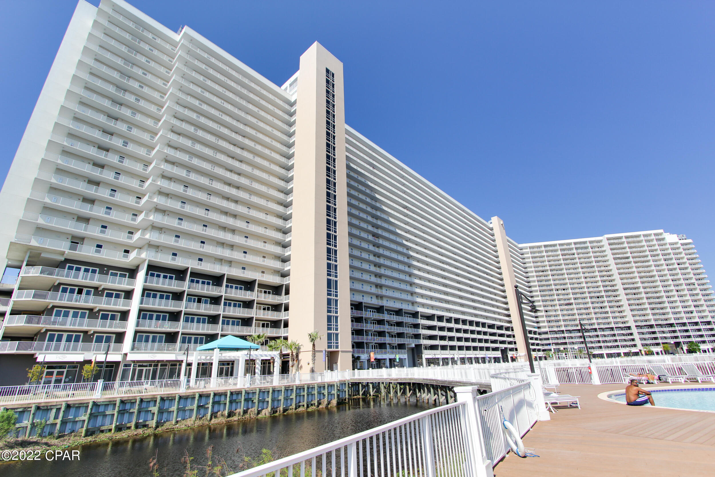 Laketown Wharf - Residential