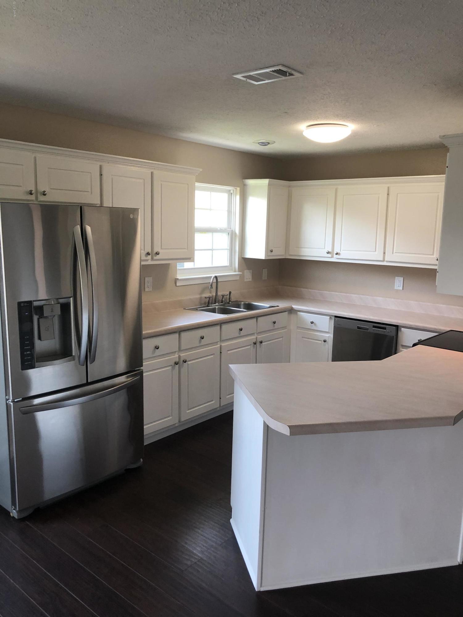 Pine Tree Place Unit 2 - Residential