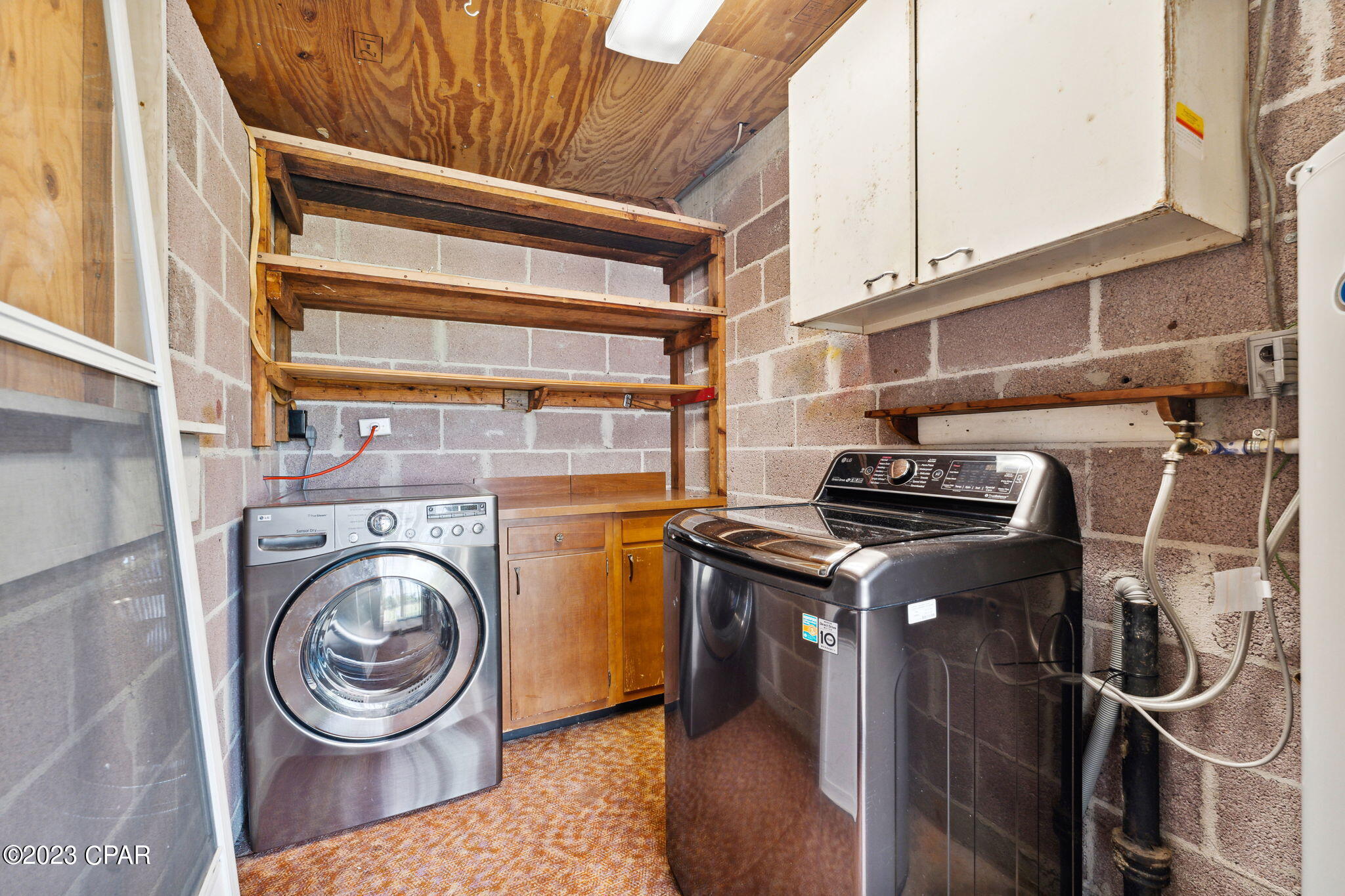 Lake Drive Heights - Residential