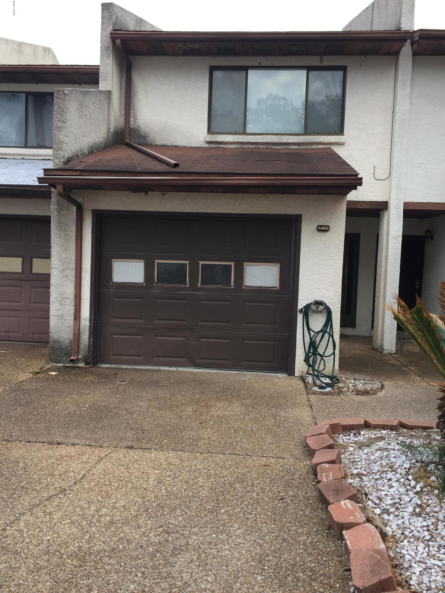 Oakshore Villas Twnhs - Residential