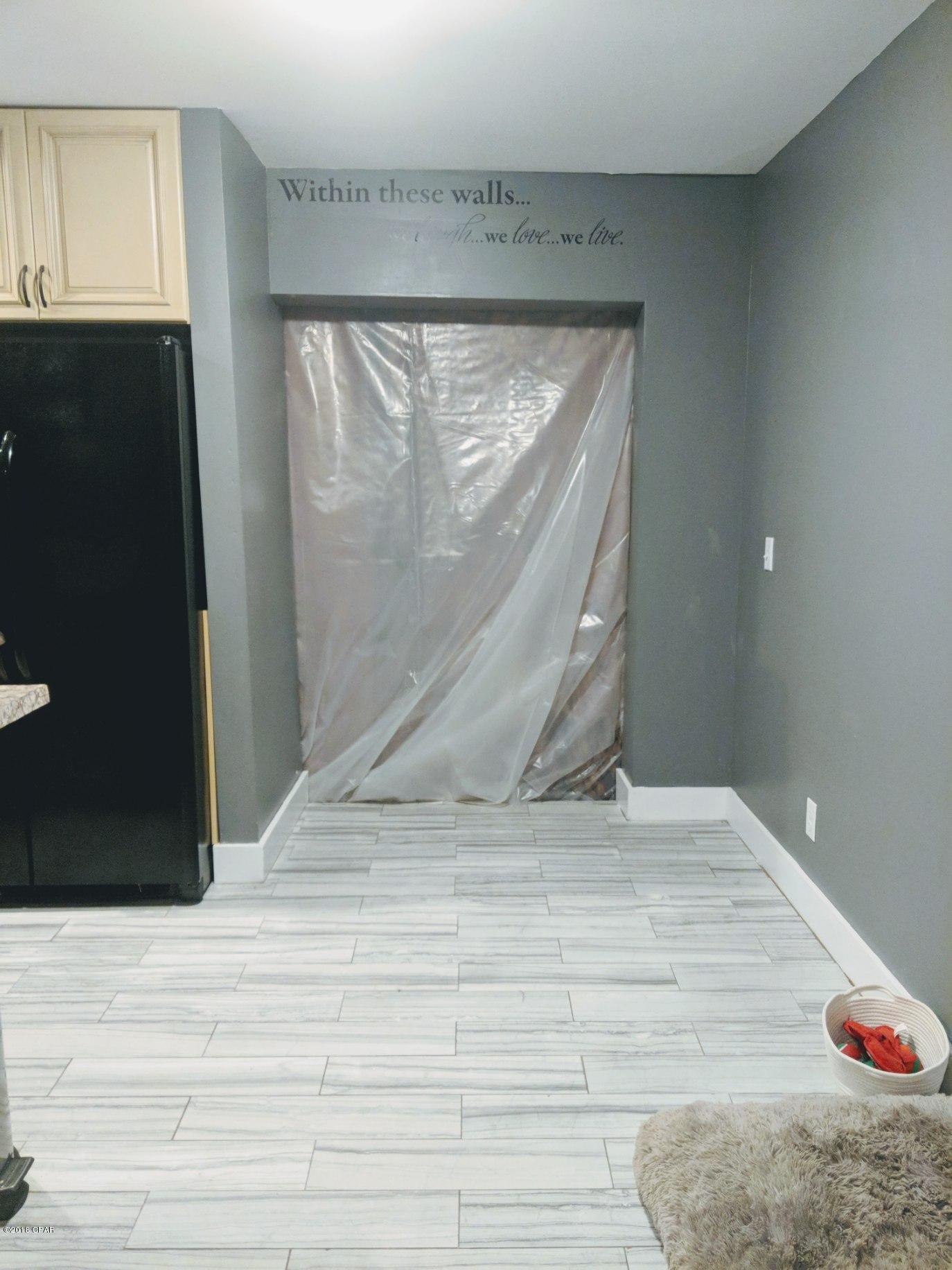 Towne & Country Lake Estates - Residential