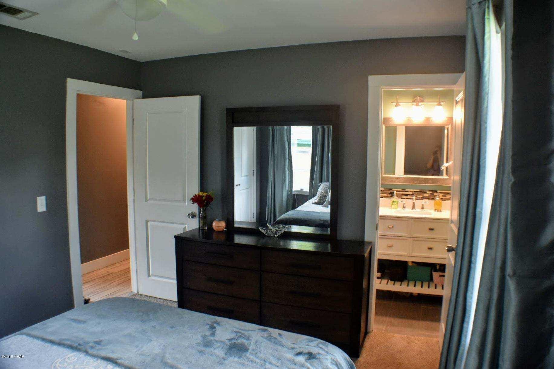 Towne & Country Lake Estates - Residential