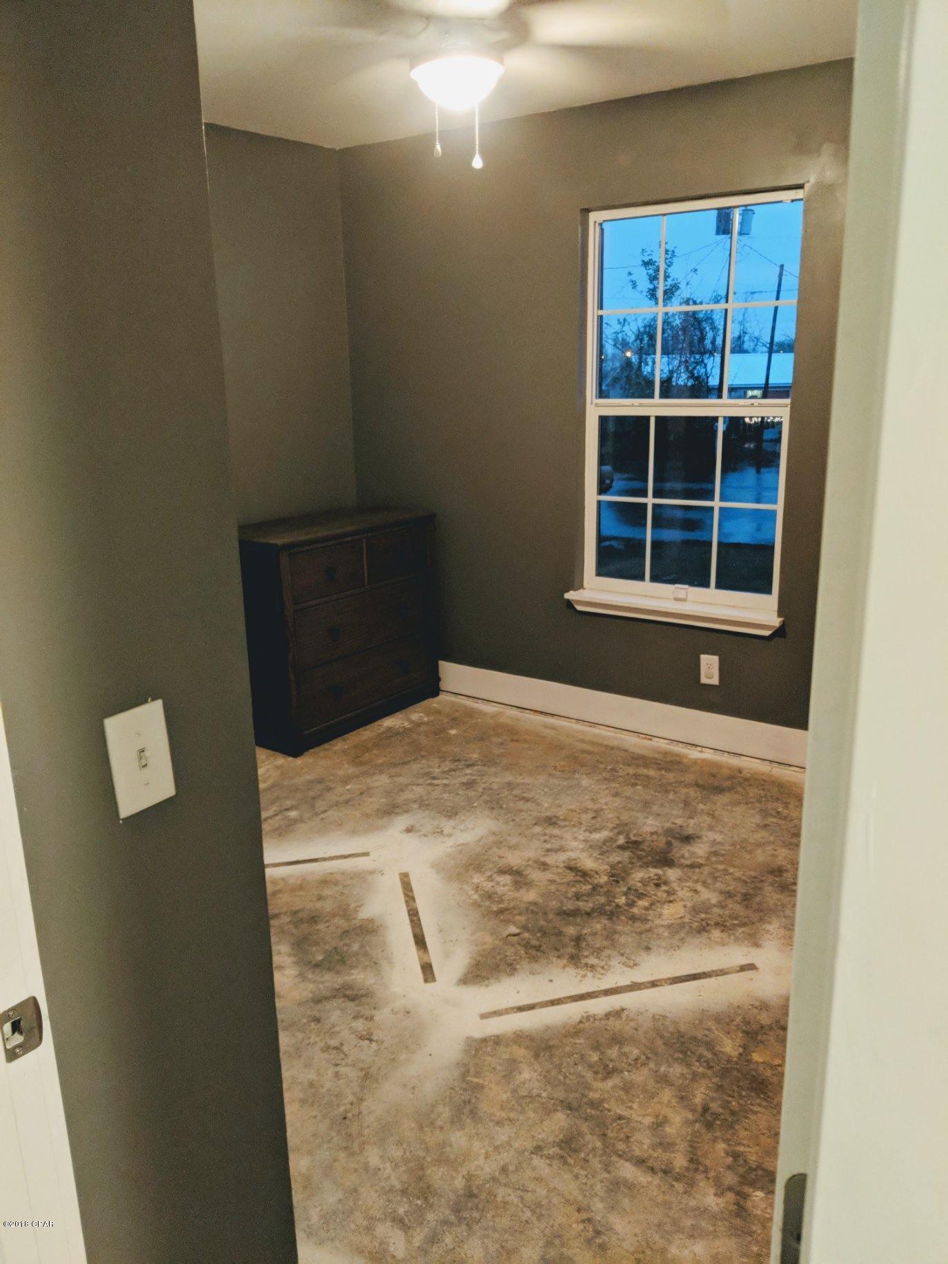 Towne & Country Lake Estates - Residential