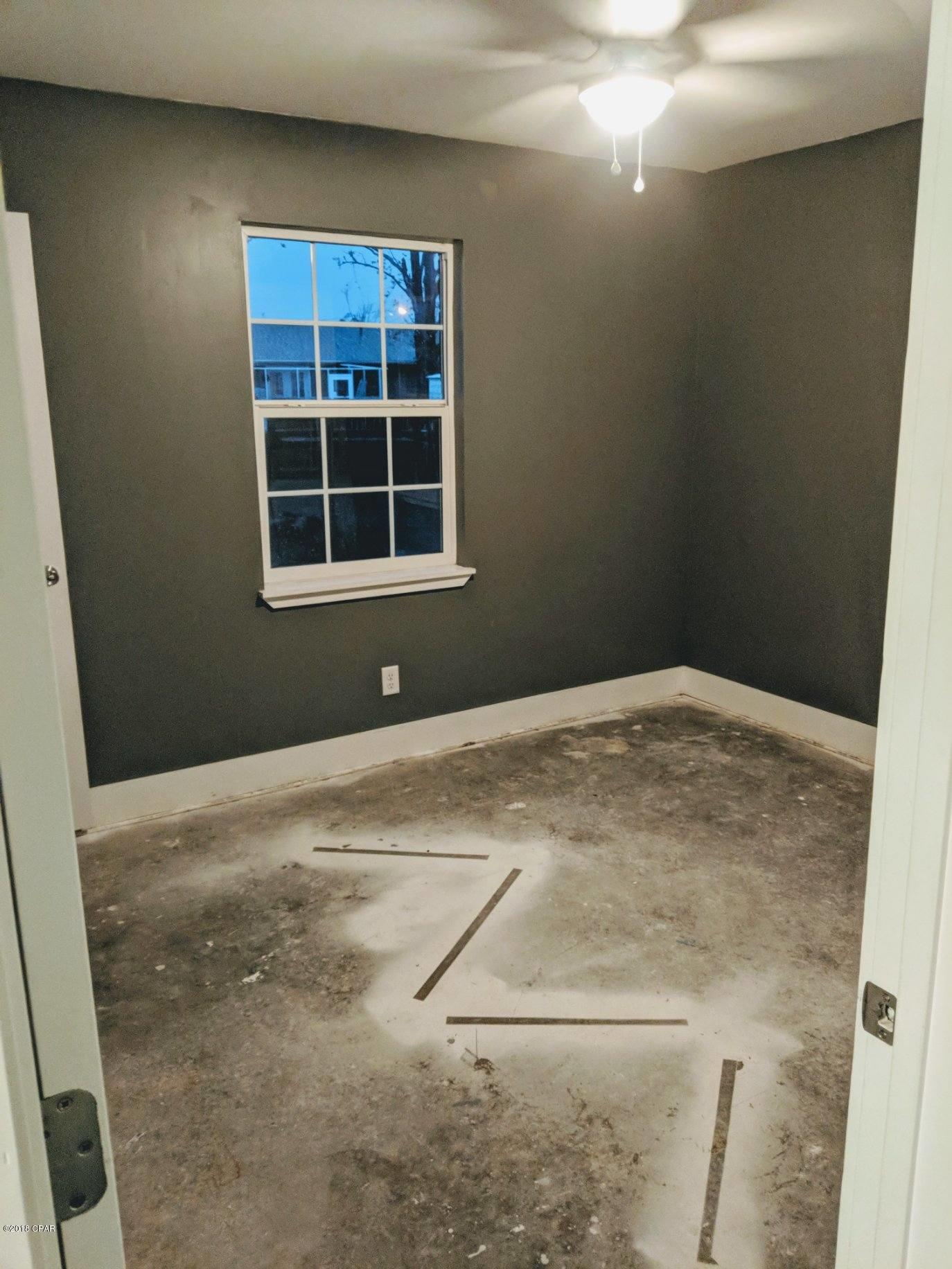 Towne & Country Lake Estates - Residential