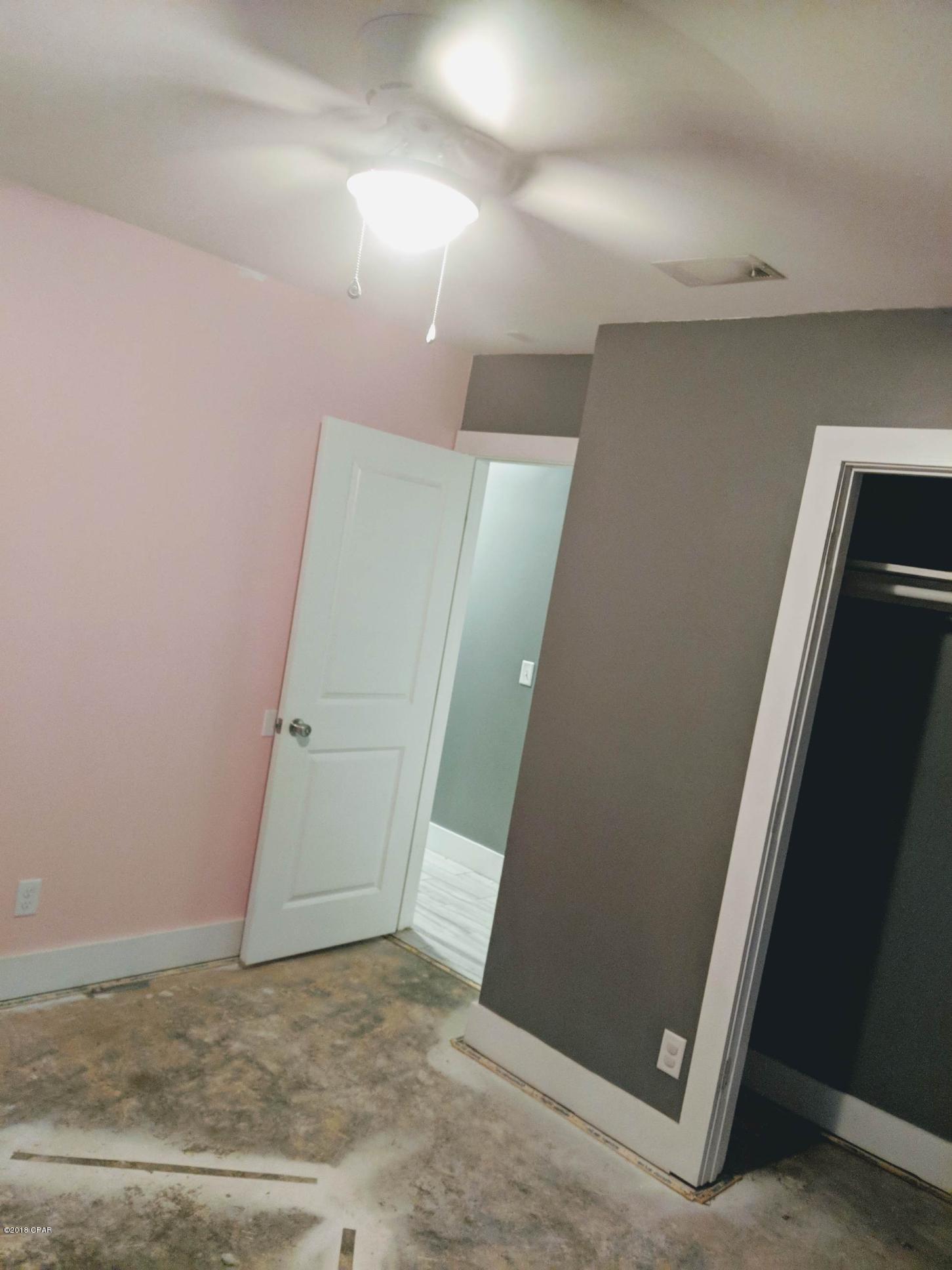 Towne & Country Lake Estates - Residential