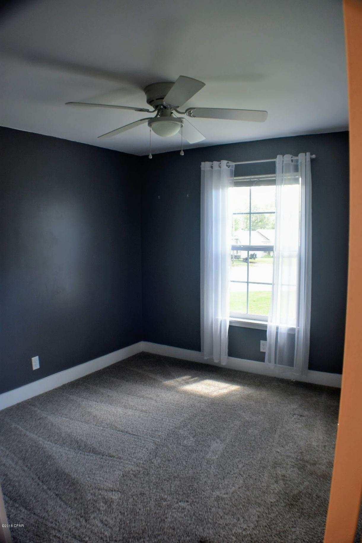 Towne & Country Lake Estates - Residential