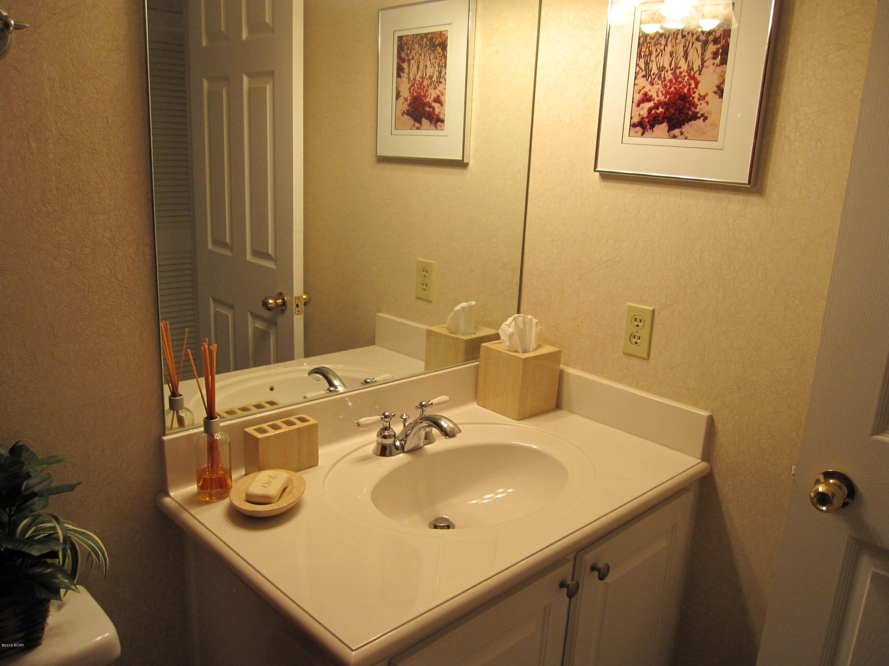 Bay Point Harbour Villas - Residential