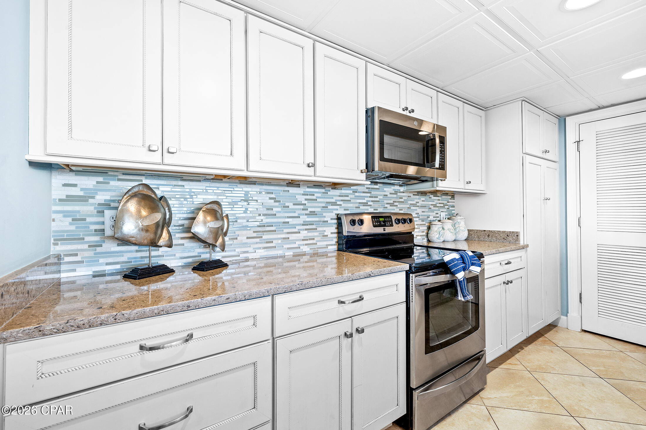 Long Beach Towers III - Residential