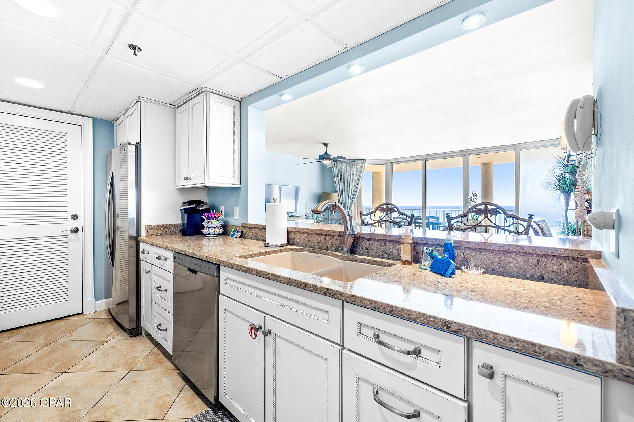 Long Beach Towers III - Residential