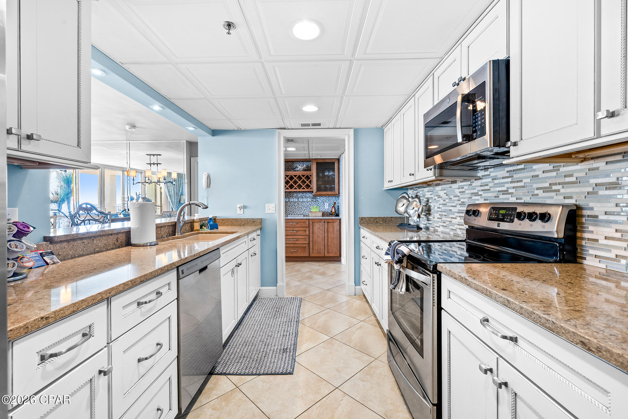 Long Beach Towers III - Residential