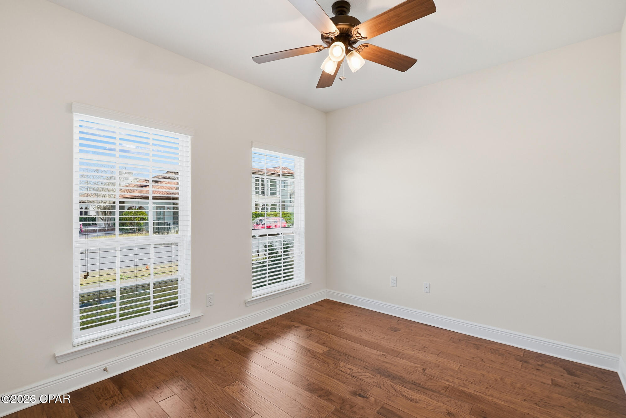 Magnolia Bay Club - Residential