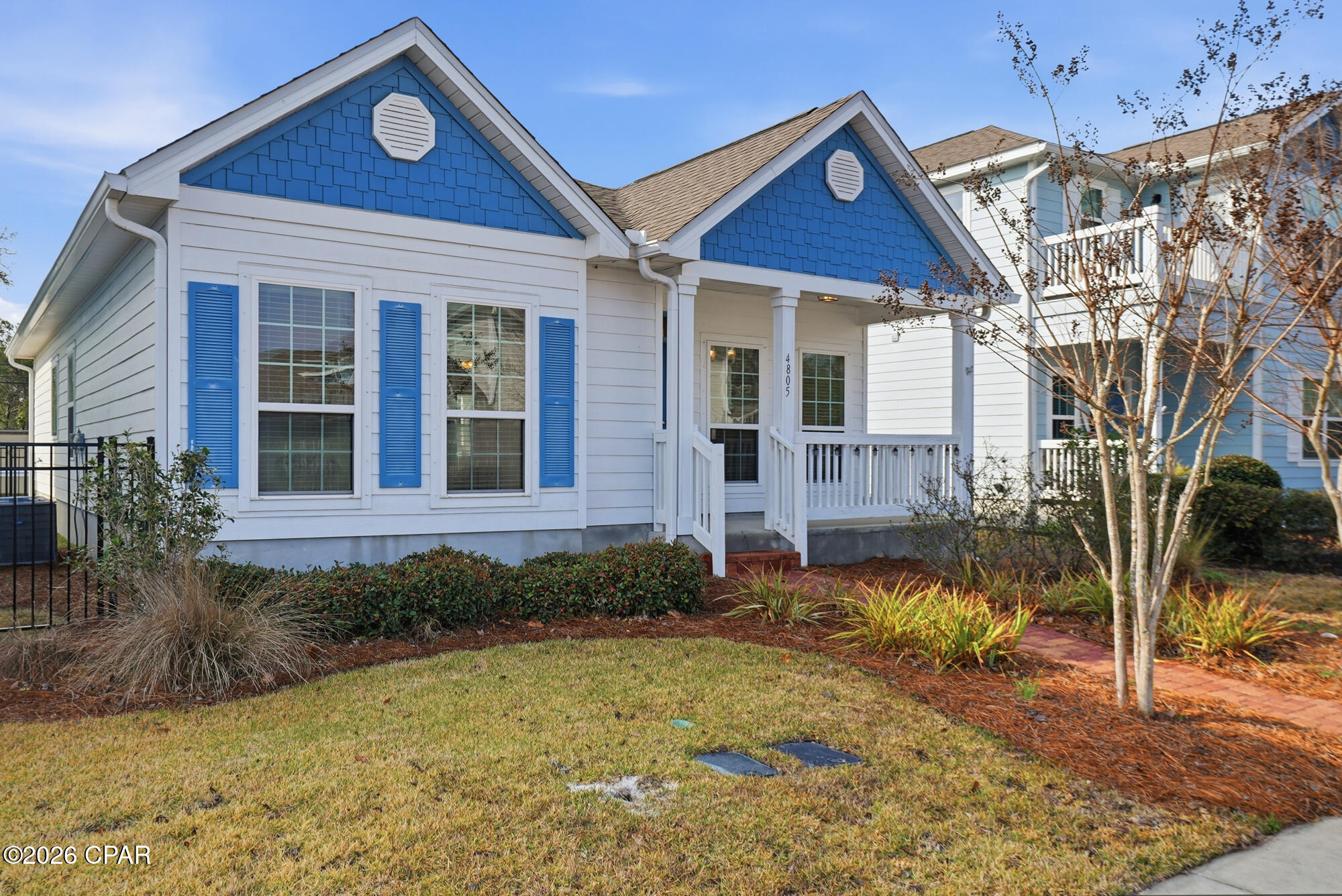 Magnolia Bay Club - Residential