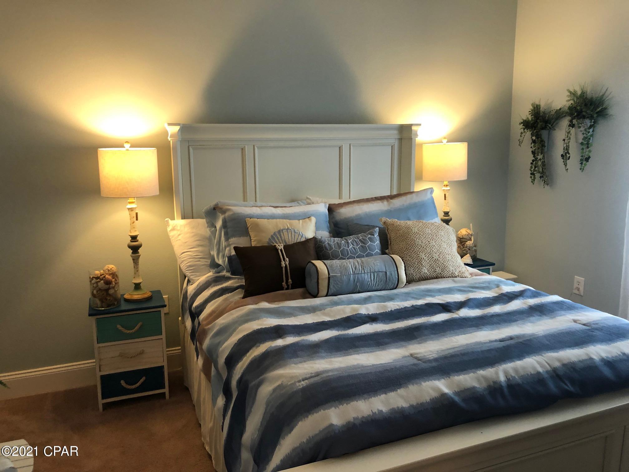 Laketown Wharf - Residential