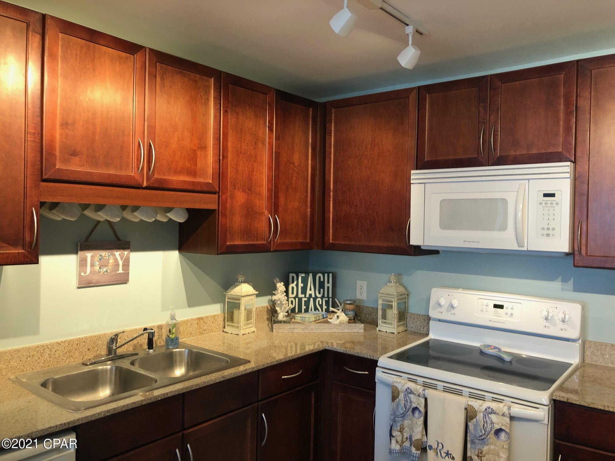 Laketown Wharf - Residential