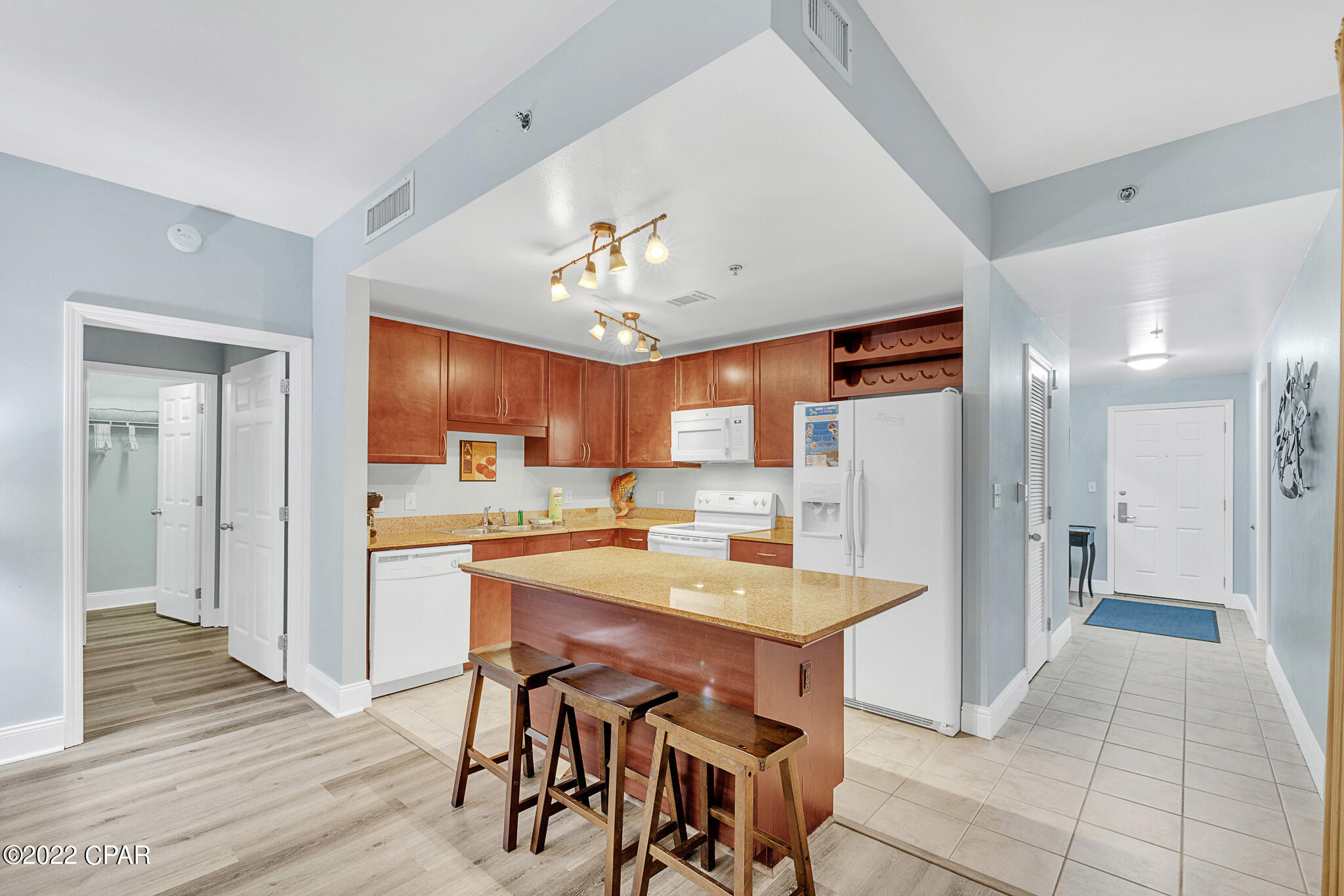 Laketown Wharf - Residential