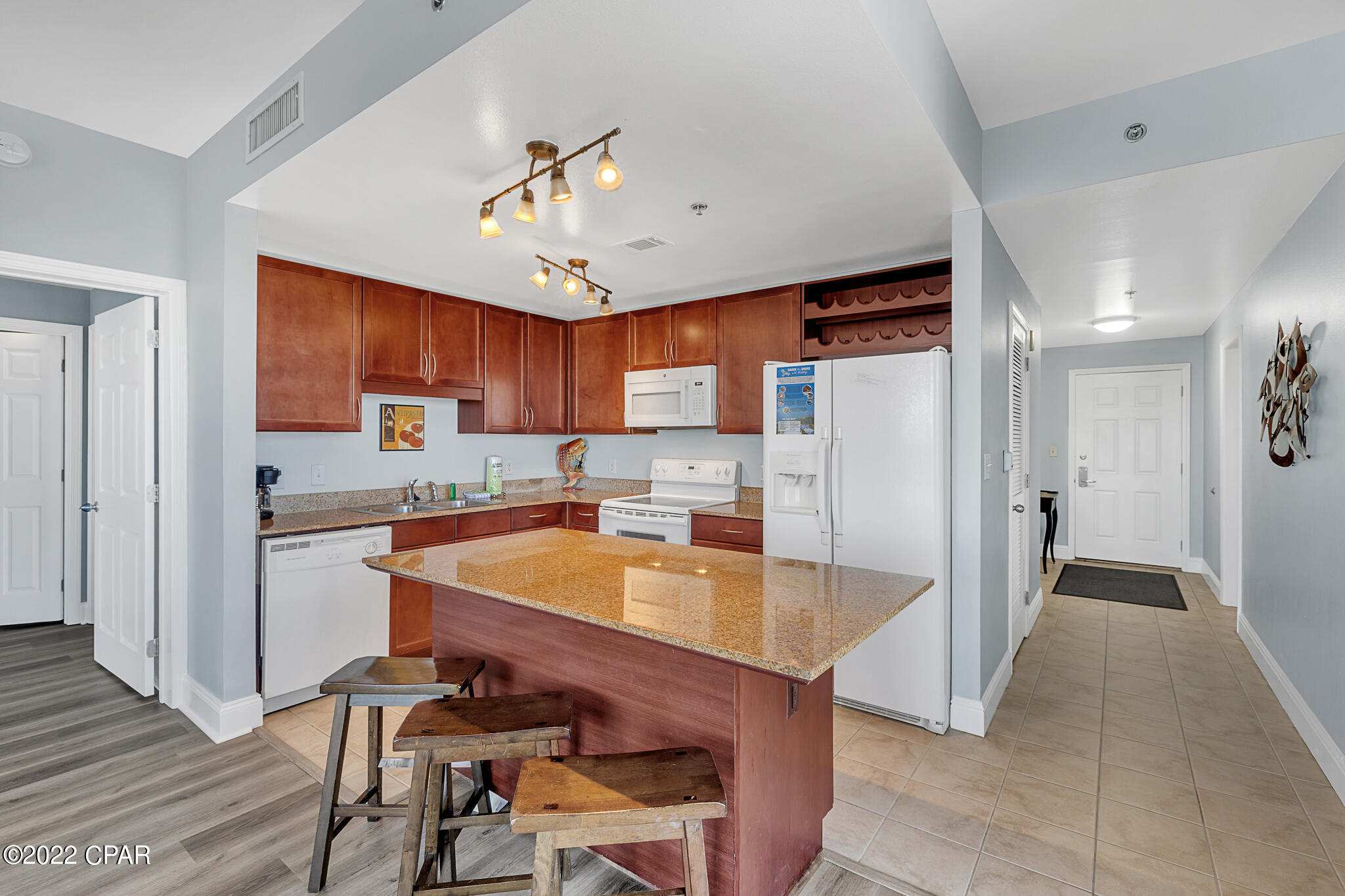 Laketown Wharf - Residential