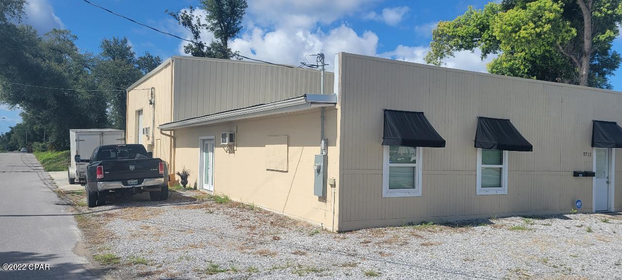 [No Recorded Subdiv] - Commercial Sale