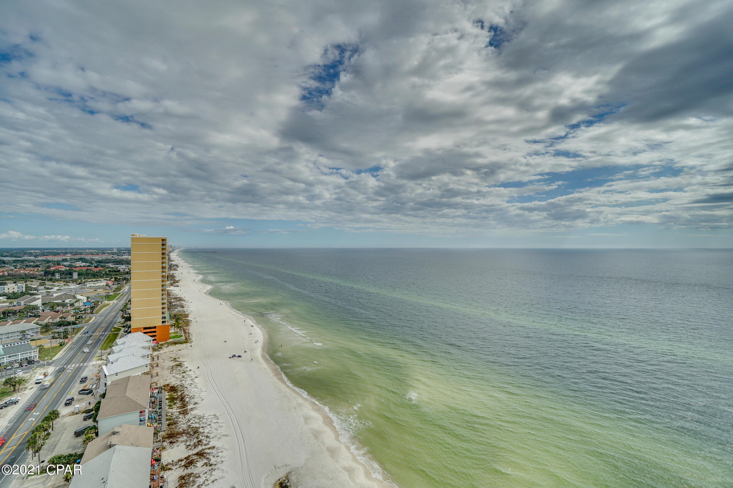 Splash Condo - Residential