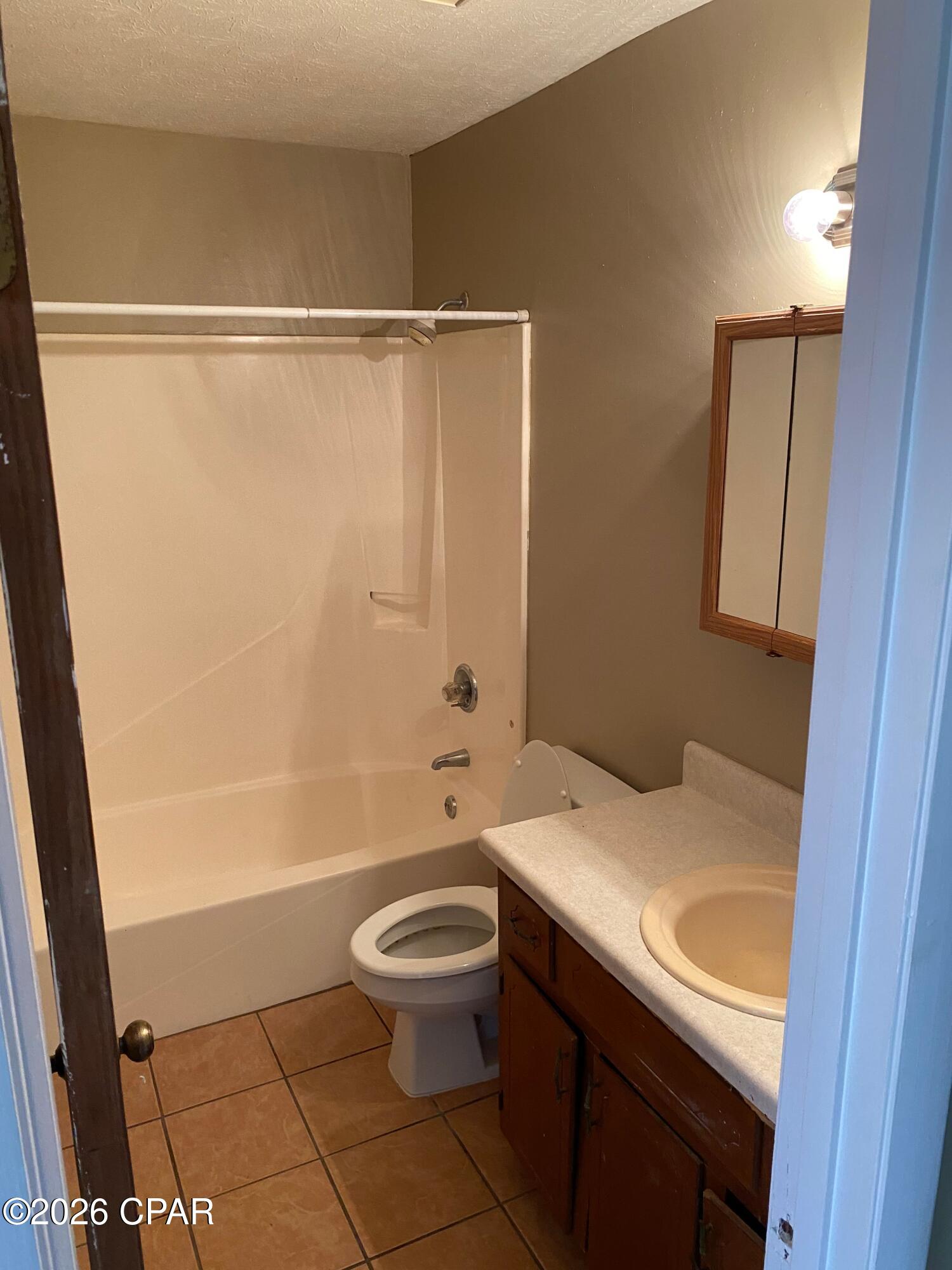 [No Recorded Subdiv] - Residential Lease