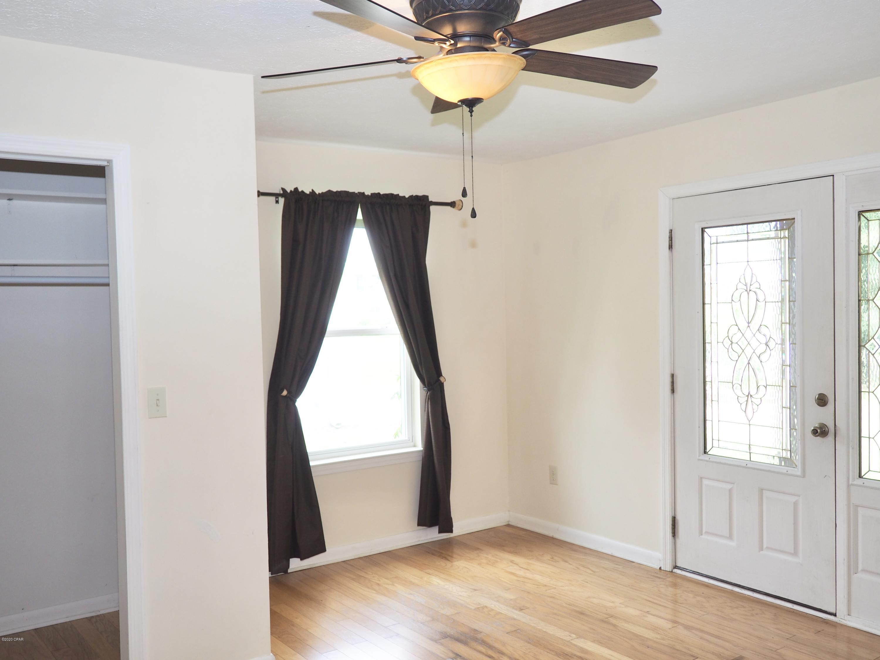 Imperial Oaks - Residential