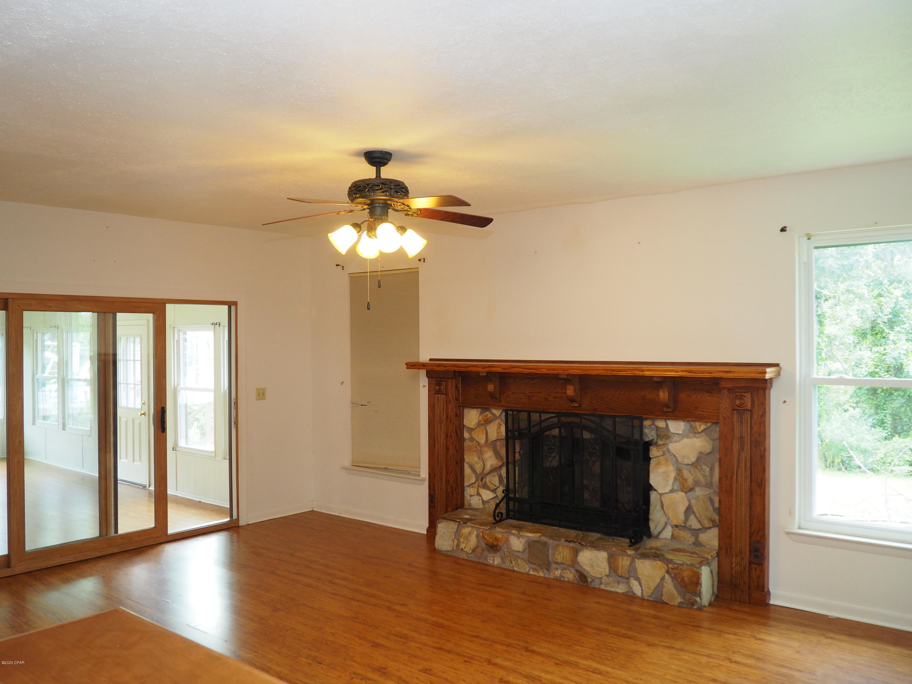 Imperial Oaks - Residential