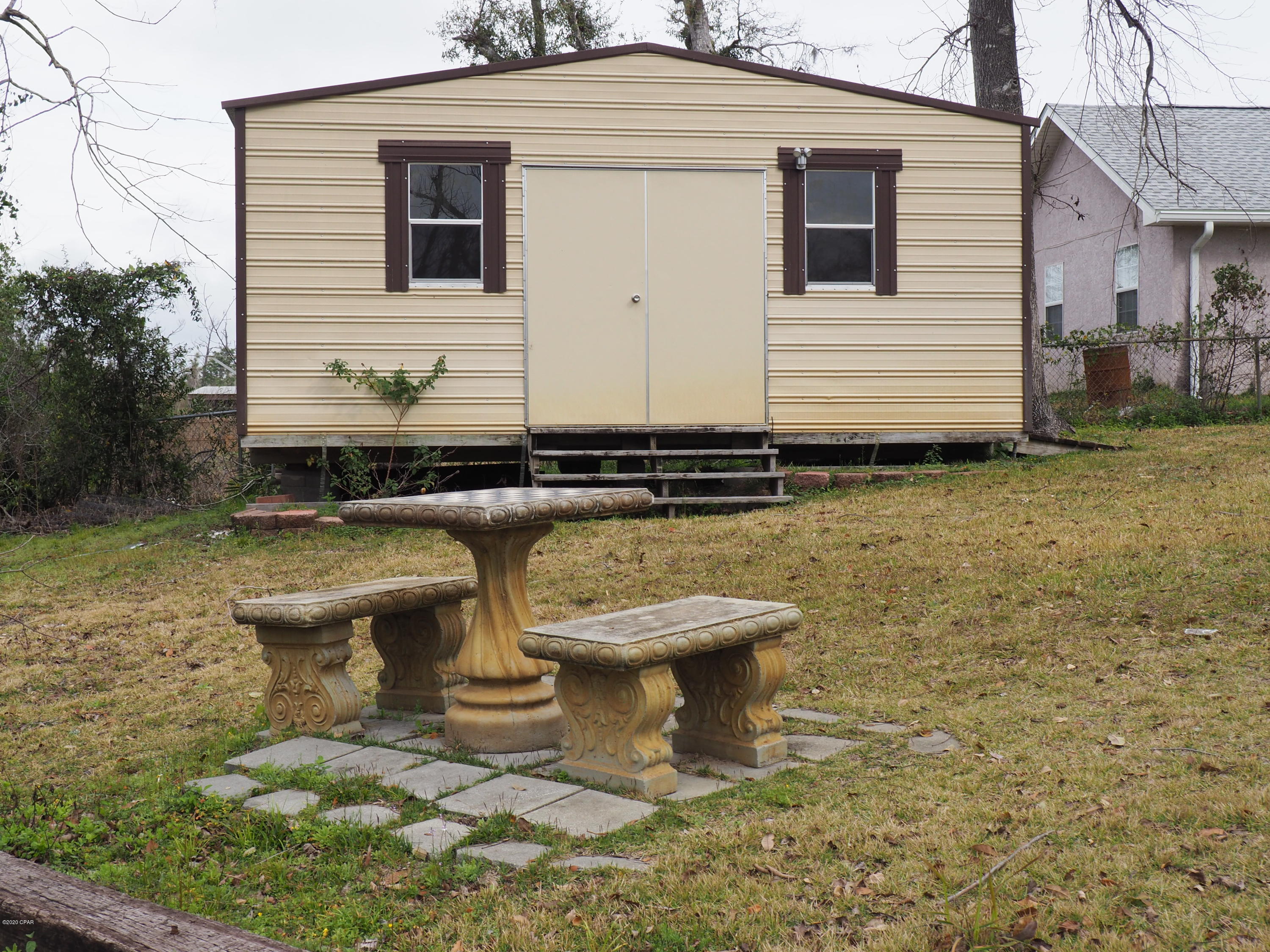 Imperial Oaks - Residential