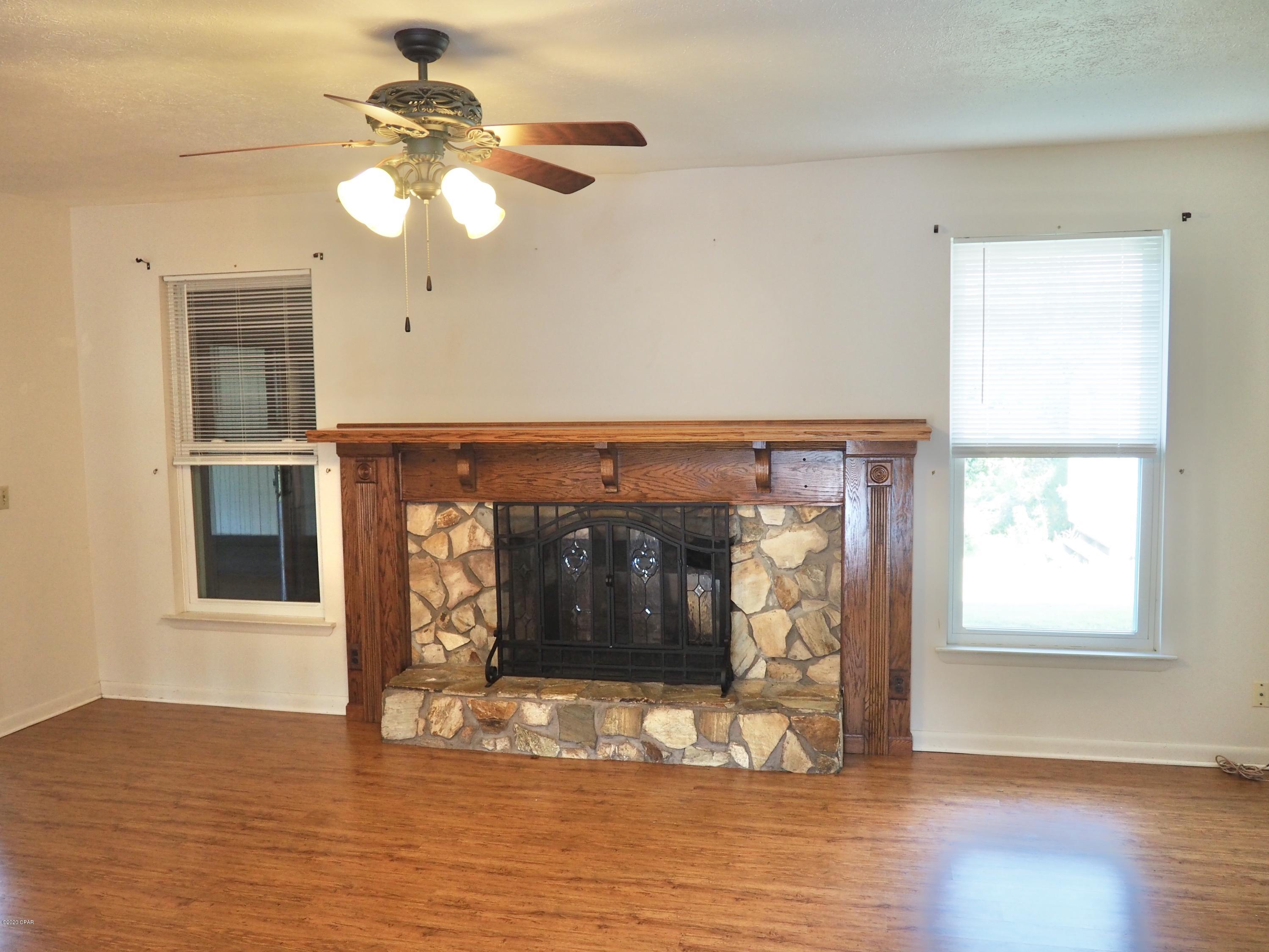 Imperial Oaks - Residential